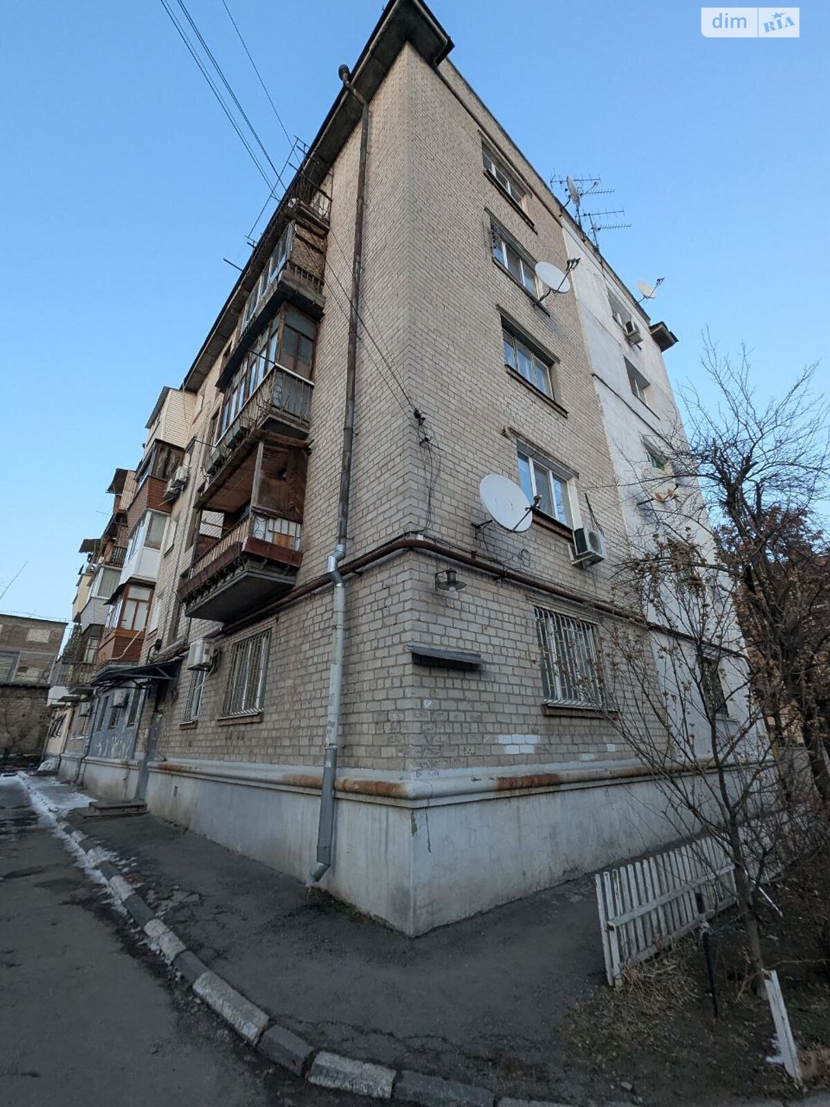 Продажа двухкомнатной квартиры в Днепре, на ул. Чапленка Василия 15, район Озерка фото 1 Продажа двухкомнатной квартиры в Днепре, на ул. Чапленка Василия 15, район Озерка фото 1