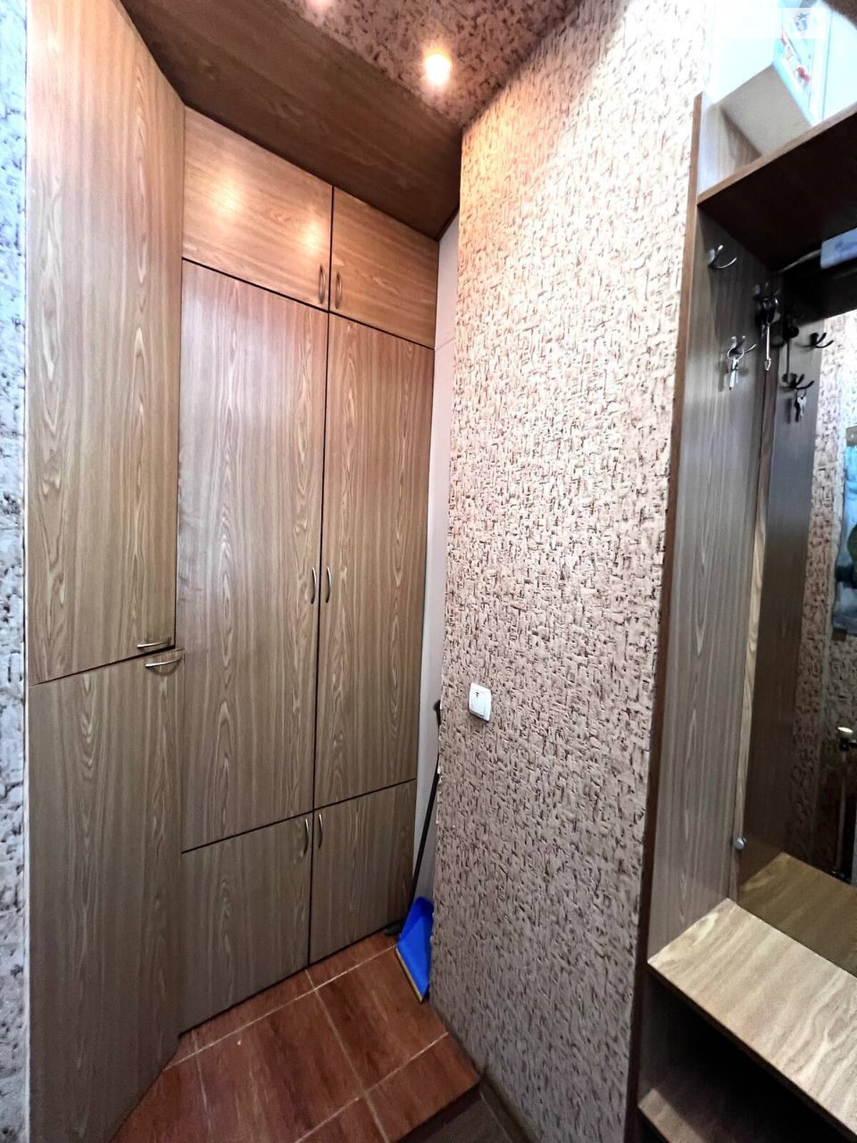 Продажа двухкомнатной квартиры в Днепре, на ул. Чапленка Василия 16, район Озерка фото 1 Продажа двухкомнатной квартиры в Днепре, на ул. Чапленка Василия 16, район Озерка фото 1