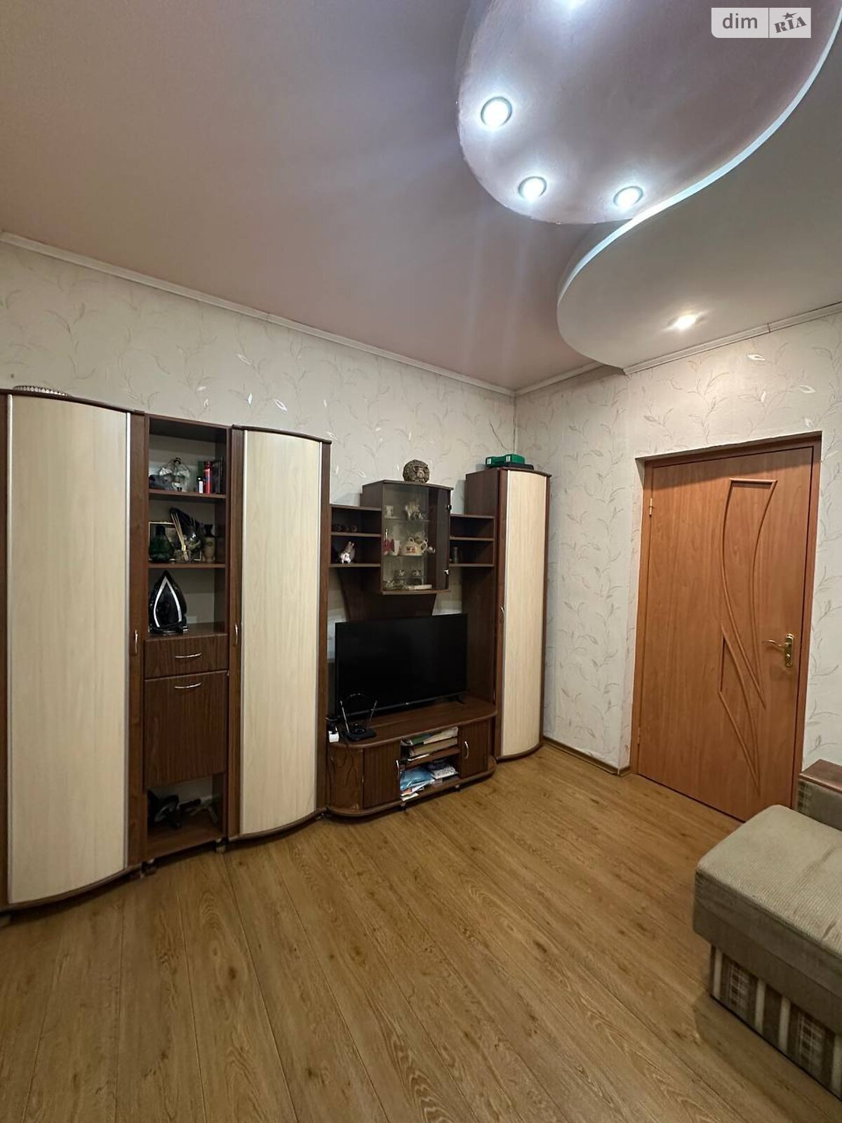 Продаж однокімнатної квартири в Дніпрі, на вул. Звивиста 14, район Озерка фото 1 Продаж однокімнатної квартири в Дніпрі, на вул. Звивиста 14, район Озерка фото 1