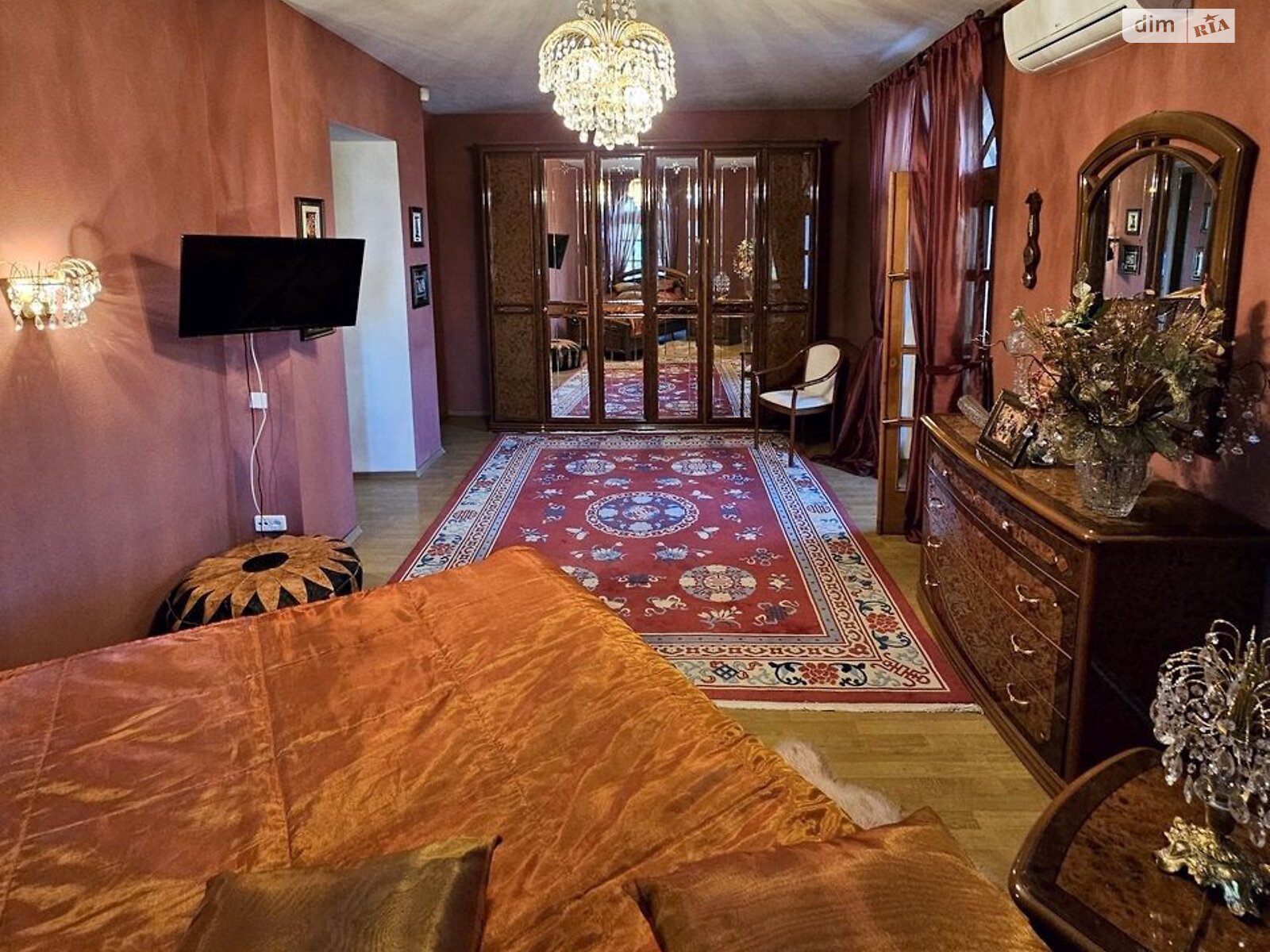 Продажа пятикомнатной квартиры в Днепре, на бул. Батальона «Днепро» 1А, район Парк Л.Глобы фото 1 Продажа пятикомнатной квартиры в Днепре, на бул. Батальона «Днепро» 1А, район Парк Л.Глобы фото 1