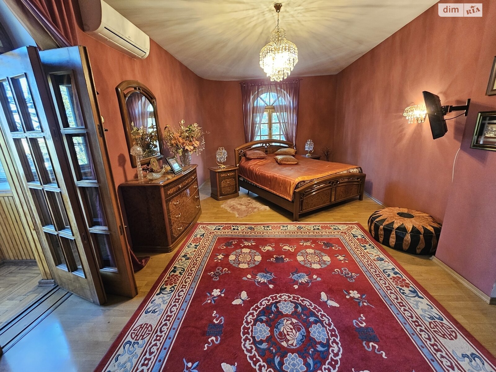 Продажа пятикомнатной квартиры в Днепре, на бул. Батальона «Днепро» 1А, район Парк Л.Глобы фото 1 Продажа пятикомнатной квартиры в Днепре, на бул. Батальона «Днепро» 1А, район Парк Л.Глобы фото 1