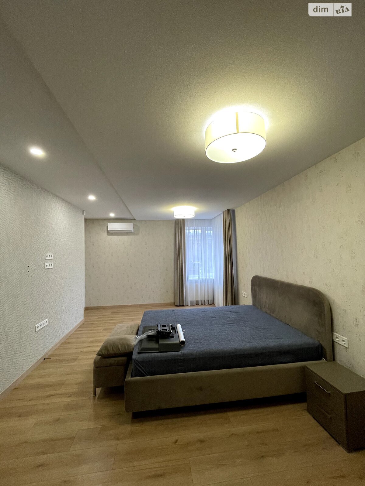 Продажа трехкомнатной квартиры в Днепре, на ул. Староказацкая 62, район Парк Л.Глобы фото 1 Продажа трехкомнатной квартиры в Днепре, на ул. Староказацкая 62, район Парк Л.Глобы фото 1