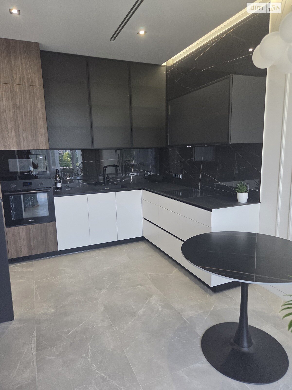 Продажа двухкомнатной квартиры в Днепре, на ул. Староказацкая 50Б, район Парк Л.Глобы фото 1 Продажа двухкомнатной квартиры в Днепре, на ул. Староказацкая 50Б, район Парк Л.Глобы фото 1