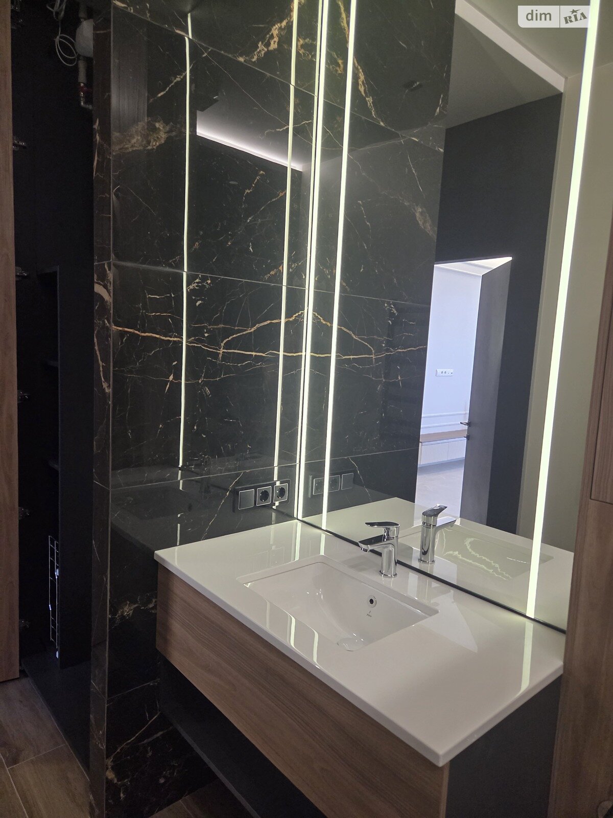 Продажа двухкомнатной квартиры в Днепре, на ул. Староказацкая 50Б, район Парк Л.Глобы фото 1 Продажа двухкомнатной квартиры в Днепре, на ул. Староказацкая 50Б, район Парк Л.Глобы фото 1