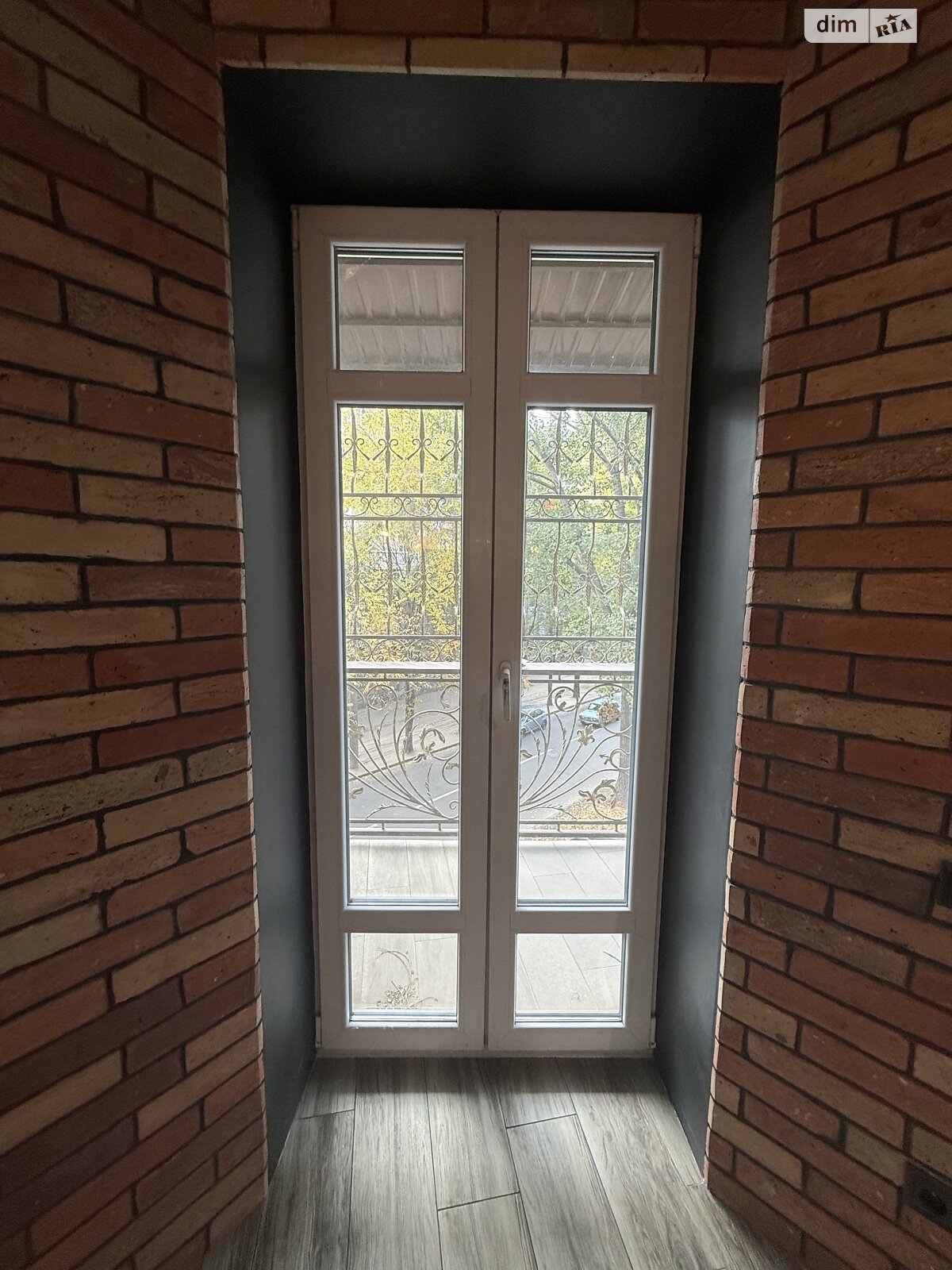 Продажа трехкомнатной квартиры в Днепре, на ул. Староказацкая 74В, район Парк Л.Глобы фото 1