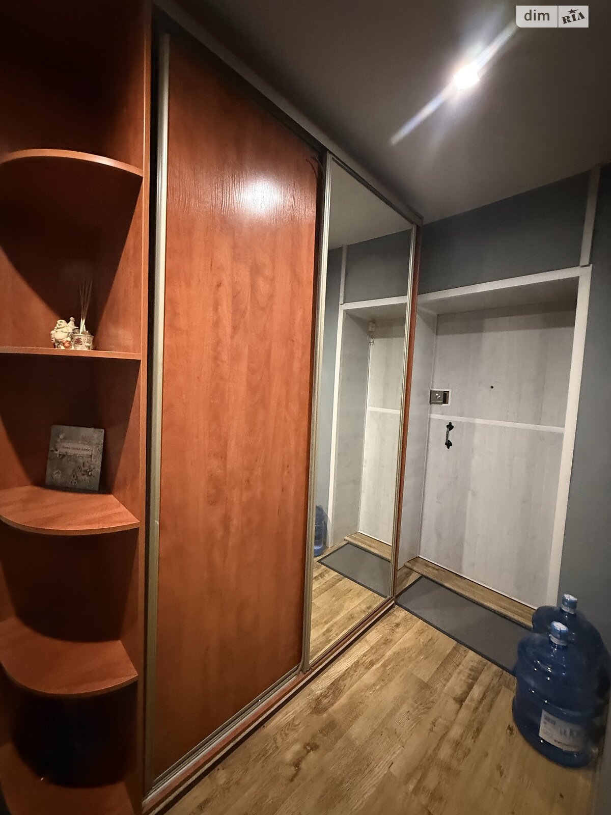 Продажа трехкомнатной квартиры в Днепре, на ул. Староказацкая 74В, район Парк Л.Глобы фото 1