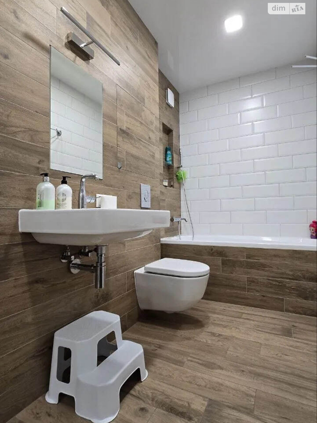 Продажа трехкомнатной квартиры в Днепре, на ул. Староказацкая 74В, район Парк Л.Глобы фото 1 Продажа трехкомнатной квартиры в Днепре, на ул. Староказацкая 74В, район Парк Л.Глобы фото 1