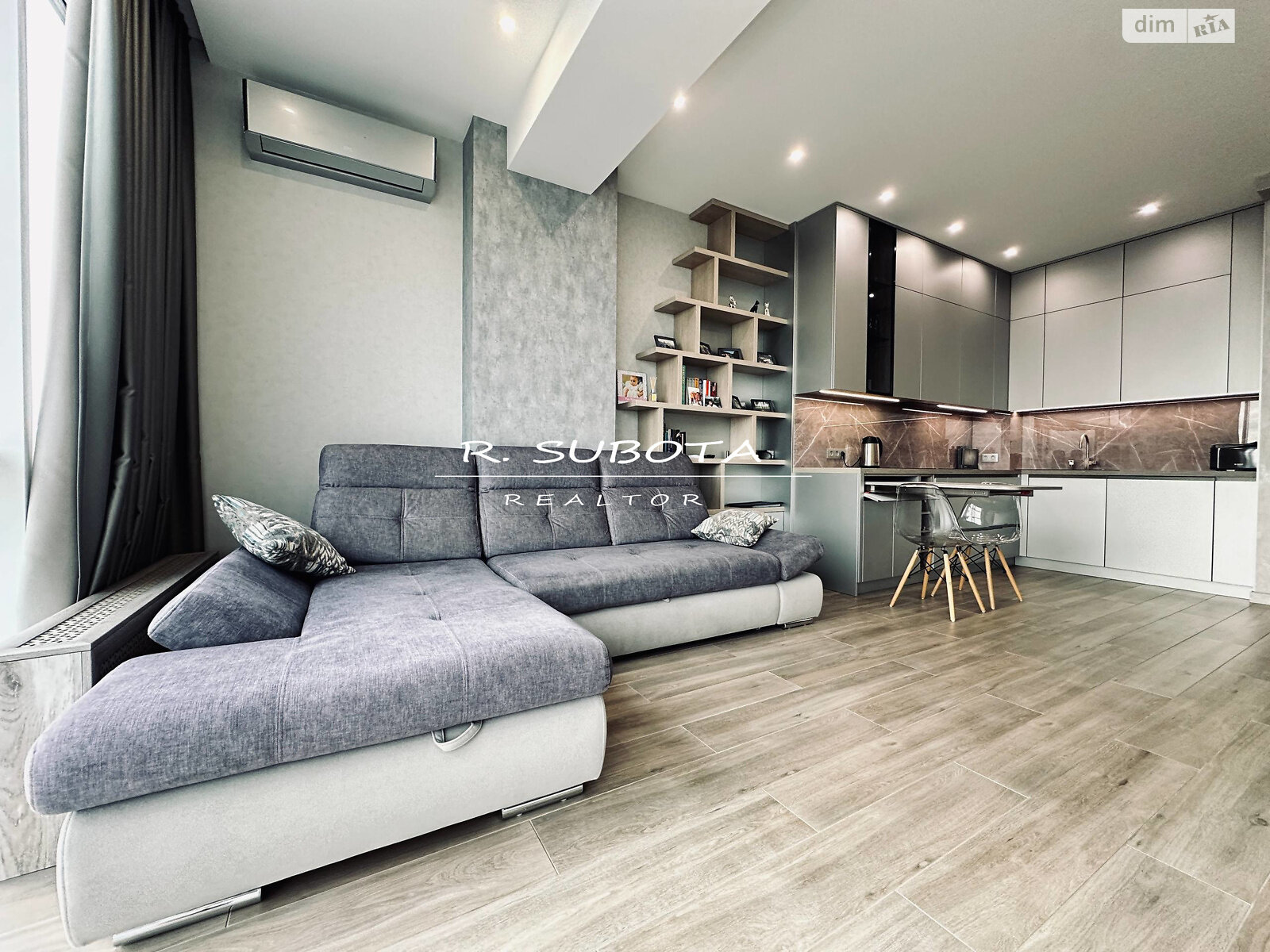 Продаж двокімнатної квартири в Дніпрі, на вул. Степана Бандери 15, район Парк Л.Глоби фото 1 Продаж двокімнатної квартири в Дніпрі, на вул. Степана Бандери 15, район Парк Л.Глоби фото 1