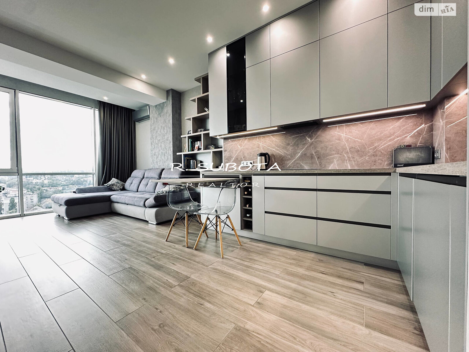 Продаж двокімнатної квартири в Дніпрі, на вул. Степана Бандери 15, район Парк Л.Глоби фото 1 Продаж двокімнатної квартири в Дніпрі, на вул. Степана Бандери 15, район Парк Л.Глоби фото 1