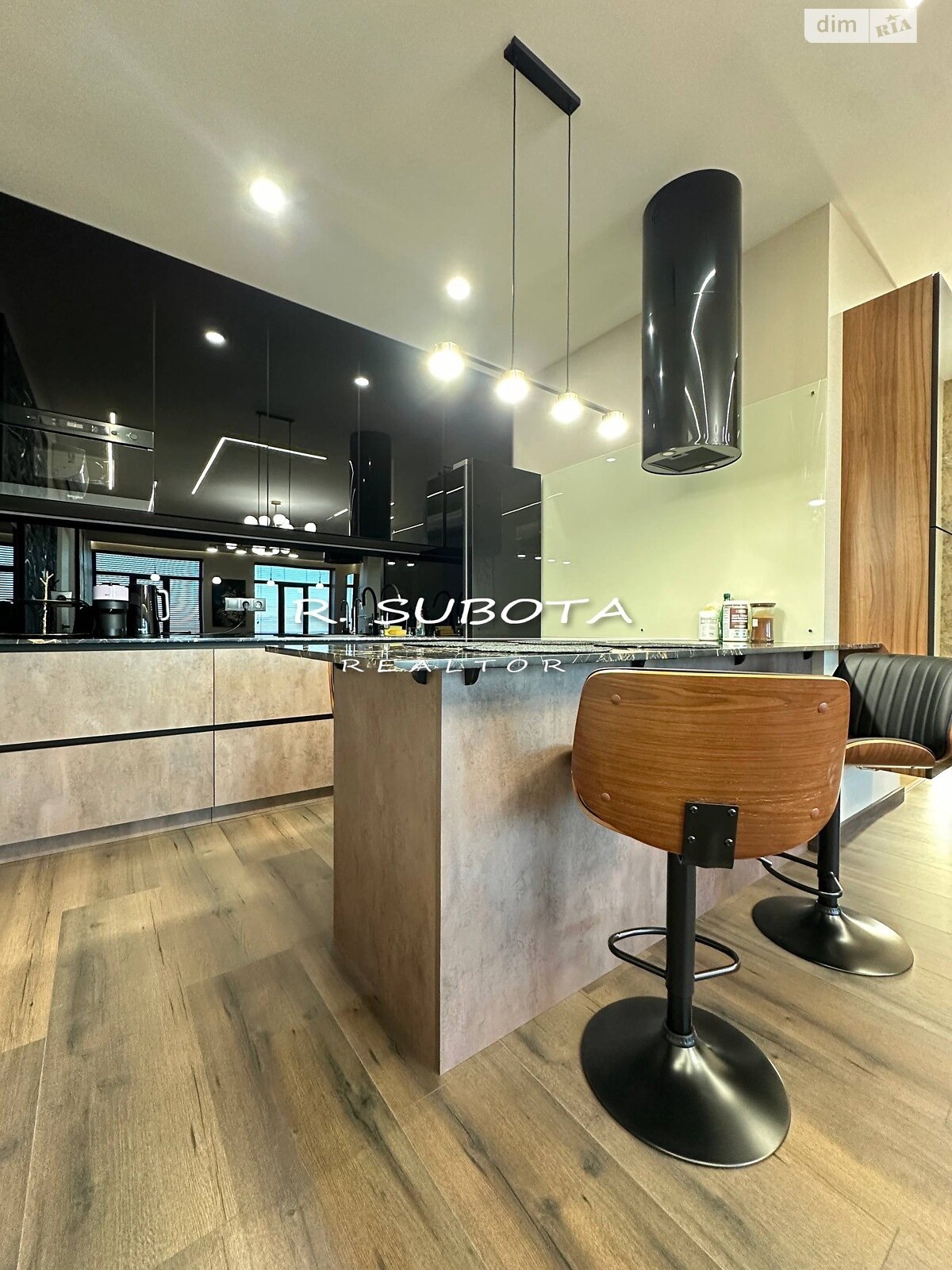 Продаж трикімнатної квартири в Дніпрі, на вул. Степана Бандери 15, район Парк Л.Глоби фото 1 Продаж трикімнатної квартири в Дніпрі, на вул. Степана Бандери 15, район Парк Л.Глоби фото 1