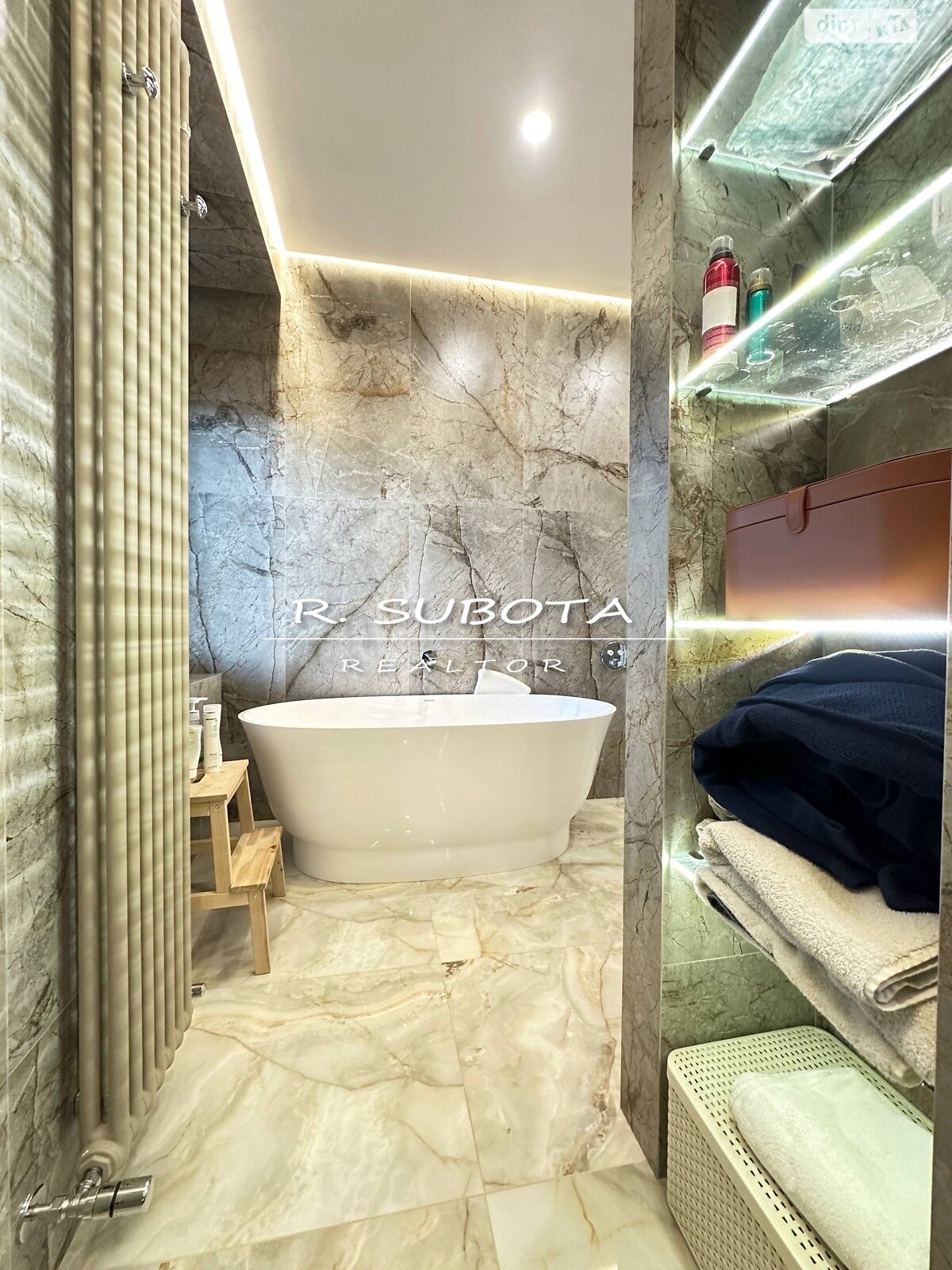 Продаж трикімнатної квартири в Дніпрі, на вул. Степана Бандери 15, район Парк Л.Глоби фото 1 Продаж трикімнатної квартири в Дніпрі, на вул. Степана Бандери 15, район Парк Л.Глоби фото 1