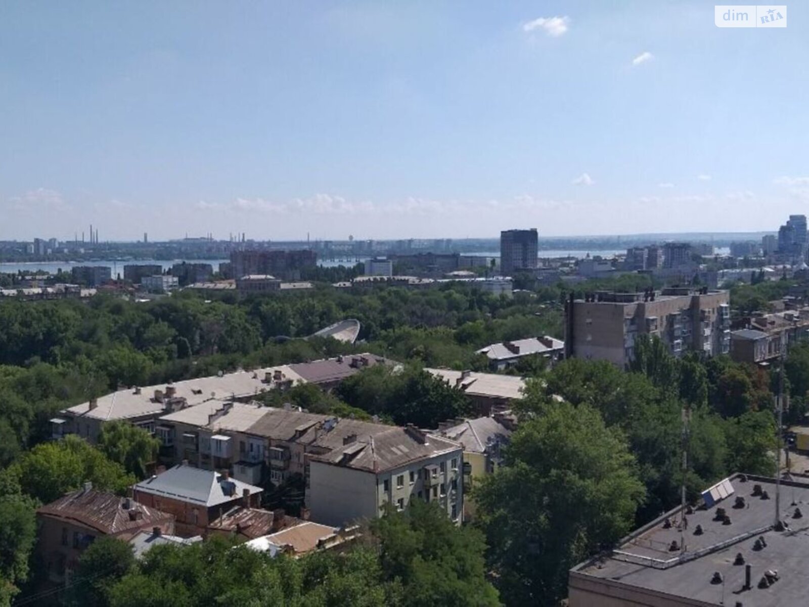 Продажа трехкомнатной квартиры в Днепре, на ул. Степана Бандеры 15, район Парк Л.Глобы фото 1