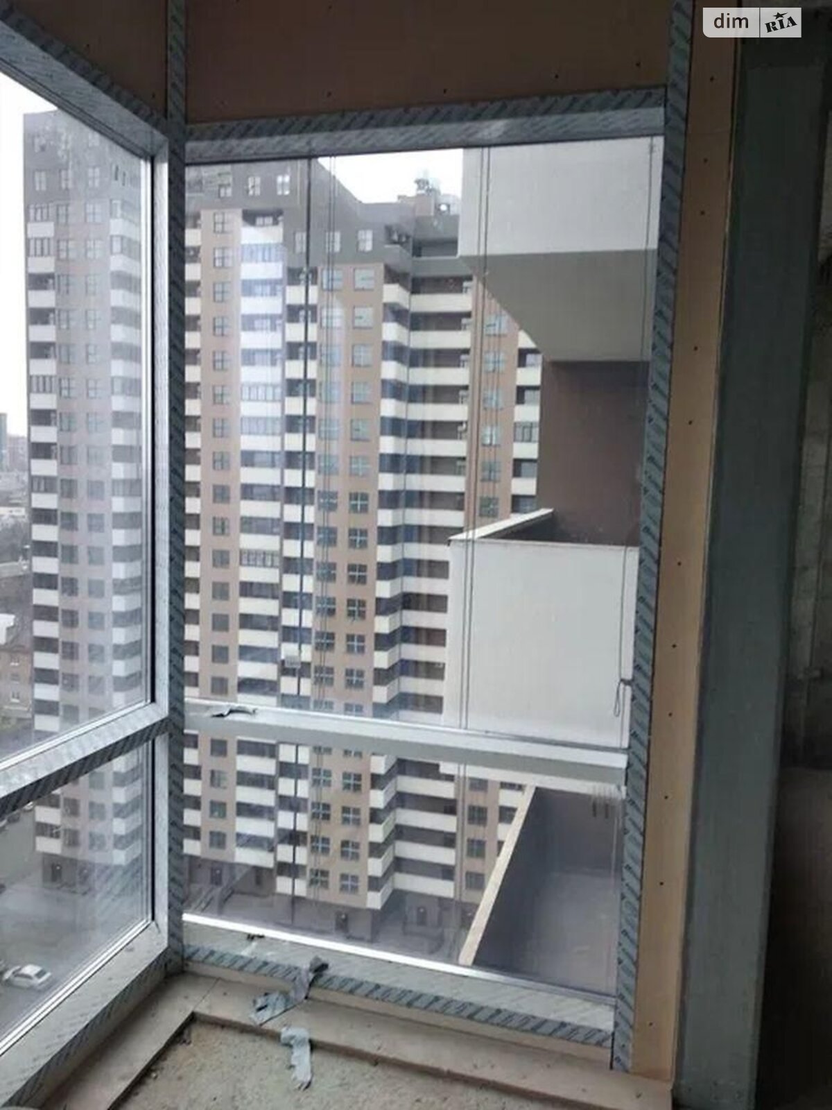 Продажа однокомнатной квартиры в Днепре, на ул. Степана Бандеры 15, район Парк Л.Глобы фото 1 Продажа однокомнатной квартиры в Днепре, на ул. Степана Бандеры 15, район Парк Л.Глобы фото 1