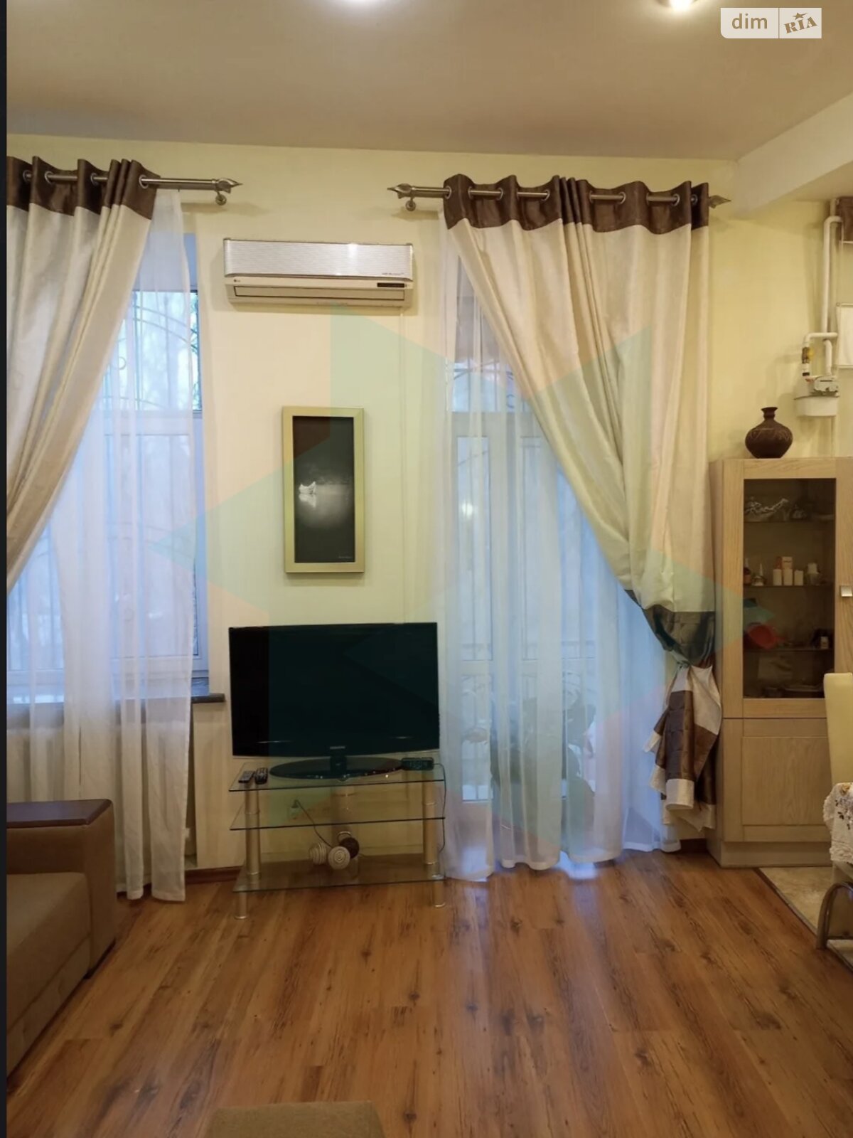 Продажа трехкомнатной квартиры в Днепре, на просп. Яворницкого Дмитрия 109, район Парк Л.Глобы фото 1 Продажа трехкомнатной квартиры в Днепре, на просп. Яворницкого Дмитрия 109, район Парк Л.Глобы фото 1