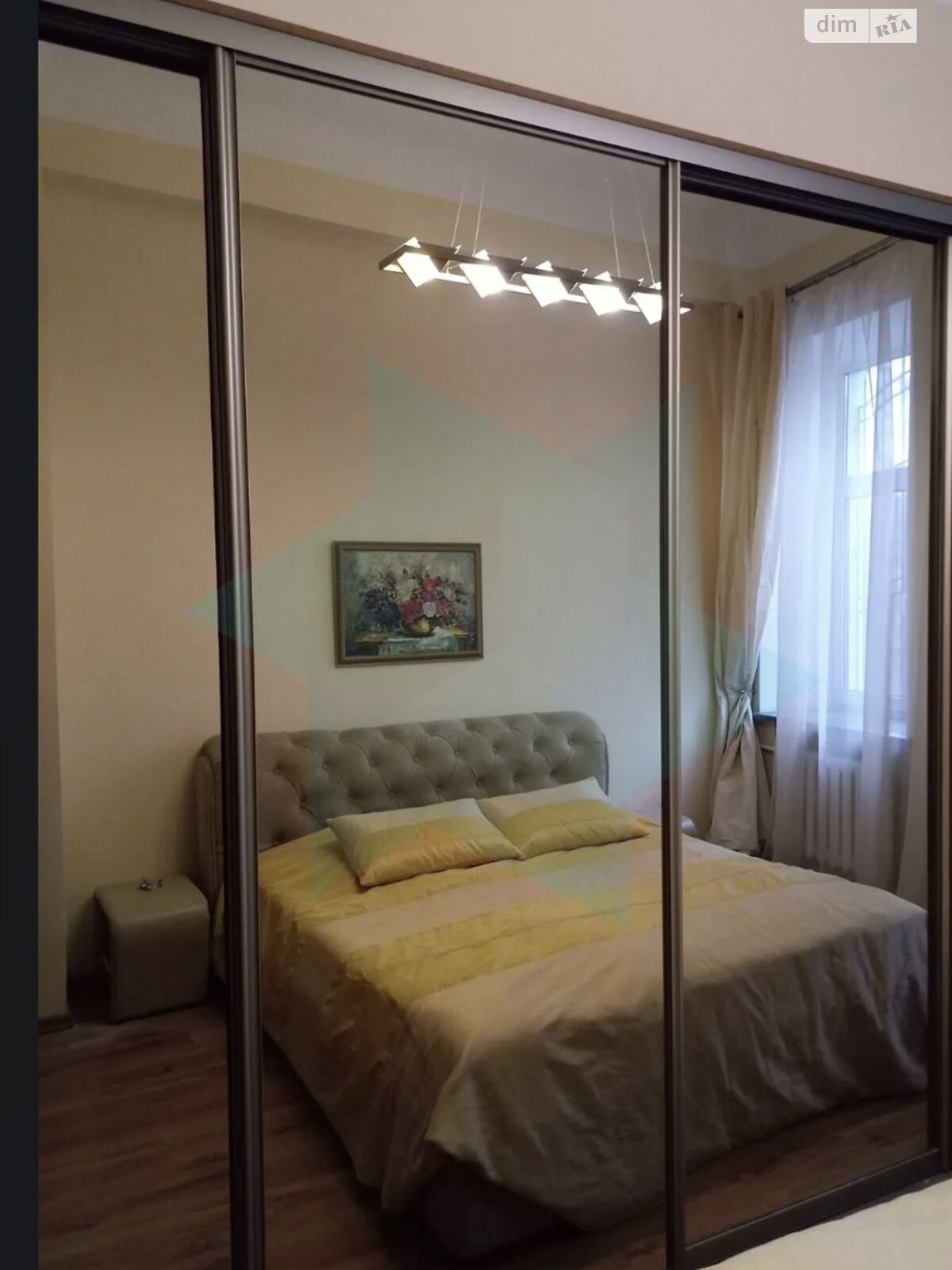 Продажа трехкомнатной квартиры в Днепре, на просп. Яворницкого Дмитрия 109, район Парк Л.Глобы фото 1 Продажа трехкомнатной квартиры в Днепре, на просп. Яворницкого Дмитрия 109, район Парк Л.Глобы фото 1
