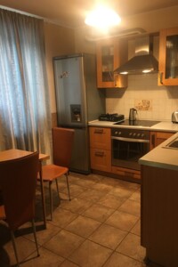 Продажа трехкомнатной квартиры в Днепре, на просп. Леси Украинки 15, район Парк Л.Глобы фото 2