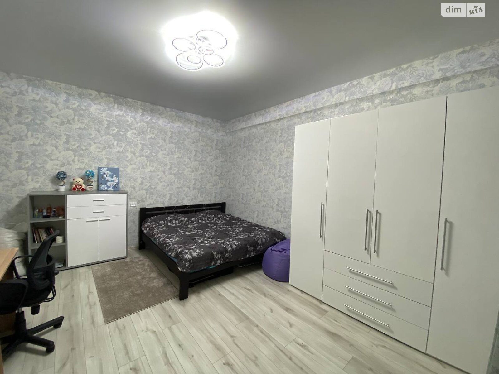 Продаж двокімнатної квартири в Дніпрі, на вул. Акінфієва Івана 17, район Соборний фото 1 Продаж двокімнатної квартири в Дніпрі, на вул. Акінфієва Івана 17, район Соборний фото 1