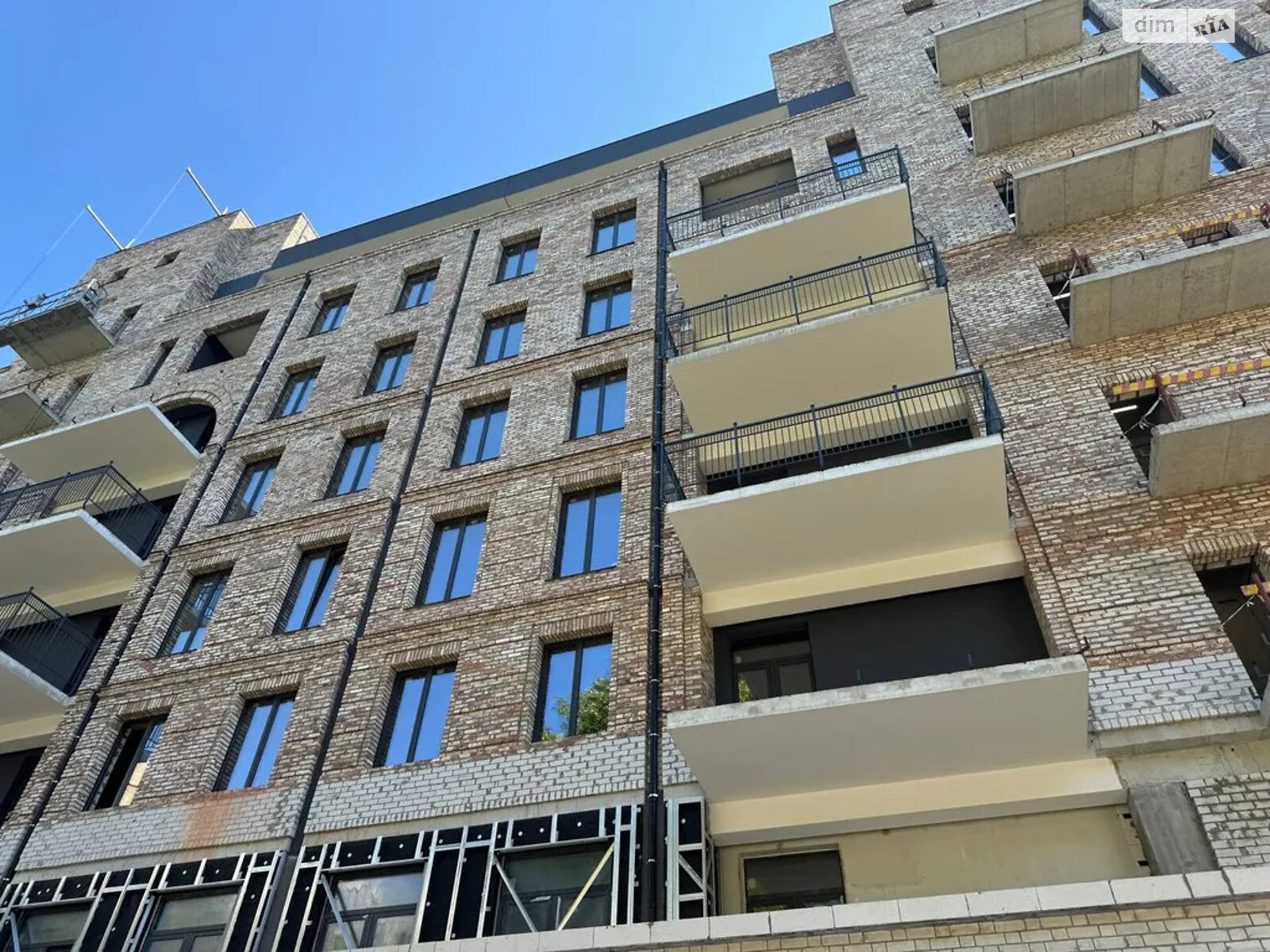 Продажа двухкомнатной квартиры в Днепре, на ул. Донцова Дмитрия 8, район Парк Шевченко фото 1 Продажа двухкомнатной квартиры в Днепре, на ул. Донцова Дмитрия 8, район Парк Шевченко фото 1