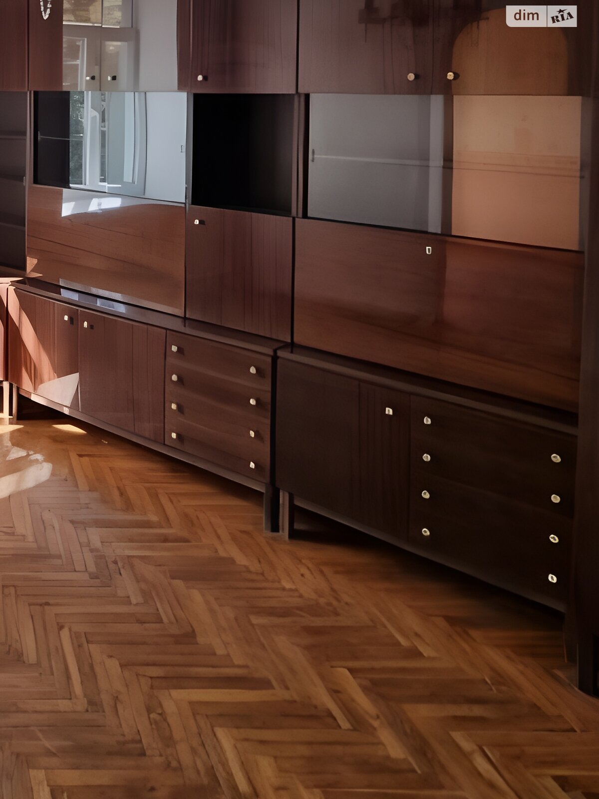 Продажа трехкомнатной квартиры в Днепре, на ул. Ефремова Сергея 21А, район Парк Шевченко фото 1 Продажа трехкомнатной квартиры в Днепре, на ул. Ефремова Сергея 21А, район Парк Шевченко фото 1
