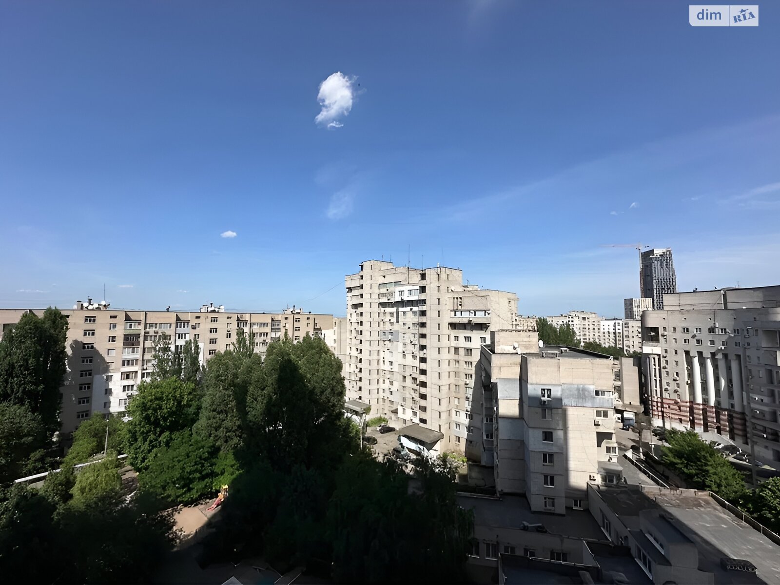 Продаж трикімнатної квартири в Дніпрі, на узвіз Крутогірний 28, район Парк Шевченка фото 1 Продаж трикімнатної квартири в Дніпрі, на узвіз Крутогірний 28, район Парк Шевченка фото 1