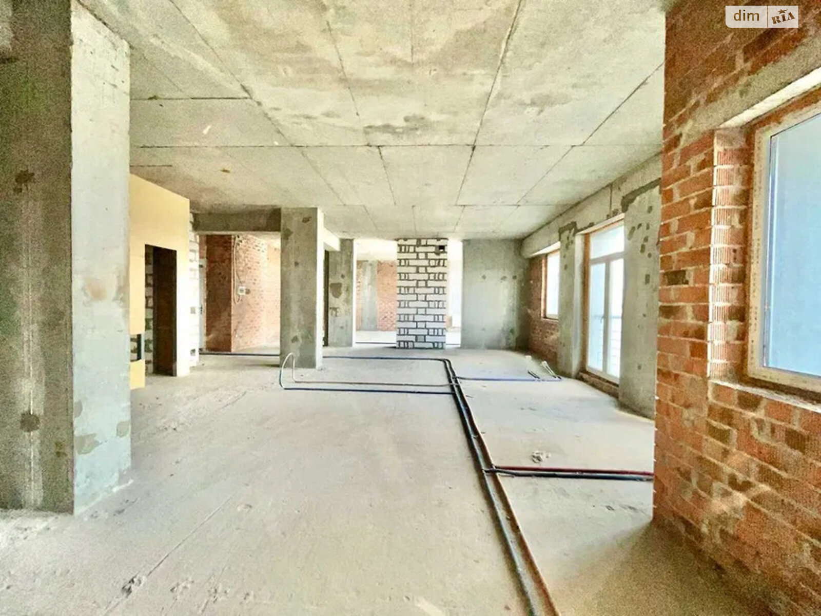 Продажа трехкомнатной квартиры в Днепре, на спуск Крутогорный 28, район Парк Шевченко фото 1 Продажа трехкомнатной квартиры в Днепре, на спуск Крутогорный 28, район Парк Шевченко фото 1