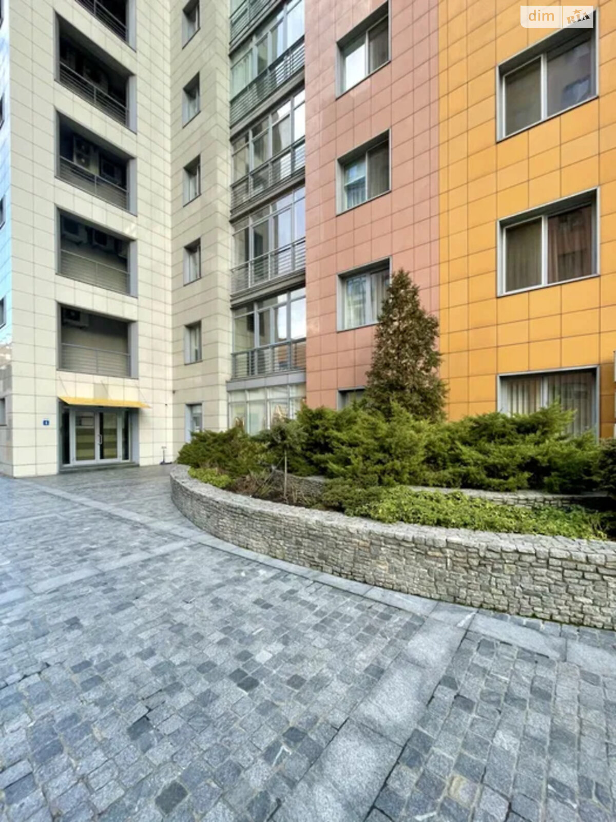 Продажа трехкомнатной квартиры в Днепре, на спуск Крутогорный 28, район Парк Шевченко фото 1 Продажа трехкомнатной квартиры в Днепре, на спуск Крутогорный 28, район Парк Шевченко фото 1