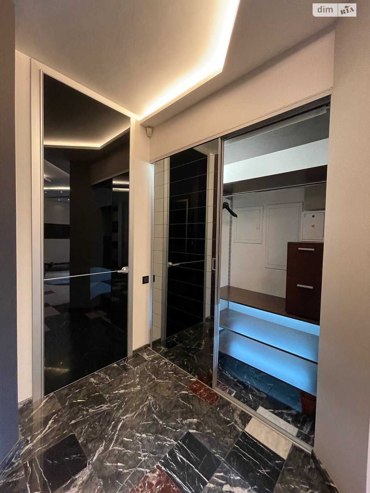 Продажа однокомнатной квартиры в Днепре, на спуск Крутогорная 33, район Парк Шевченко фото 1