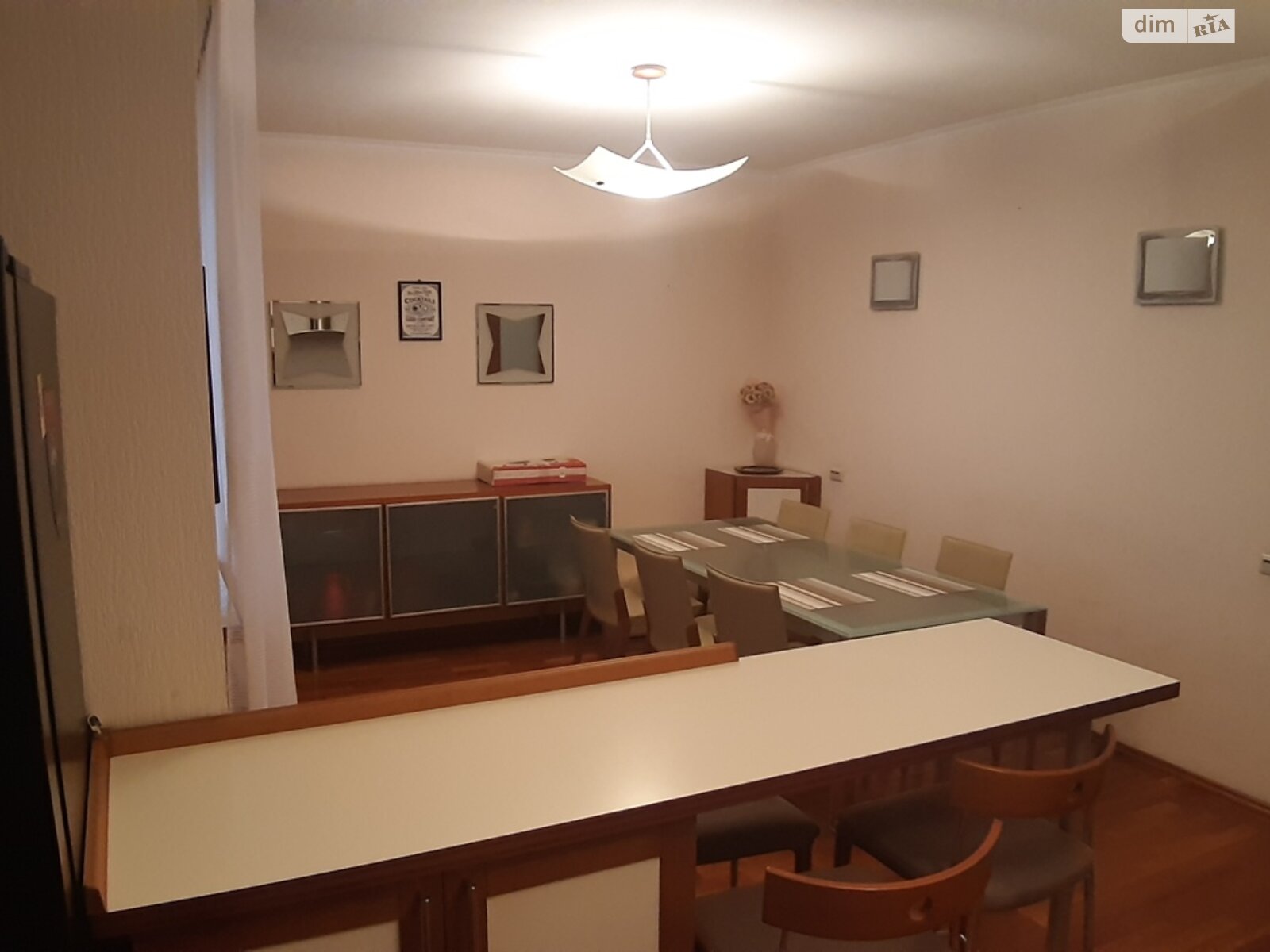 Продажа четырехкомнатной квартиры в Днепре, на ул. Литейная 9, район Центральный фото 1 Продажа четырехкомнатной квартиры в Днепре, на ул. Литейная 9, район Центральный фото 1