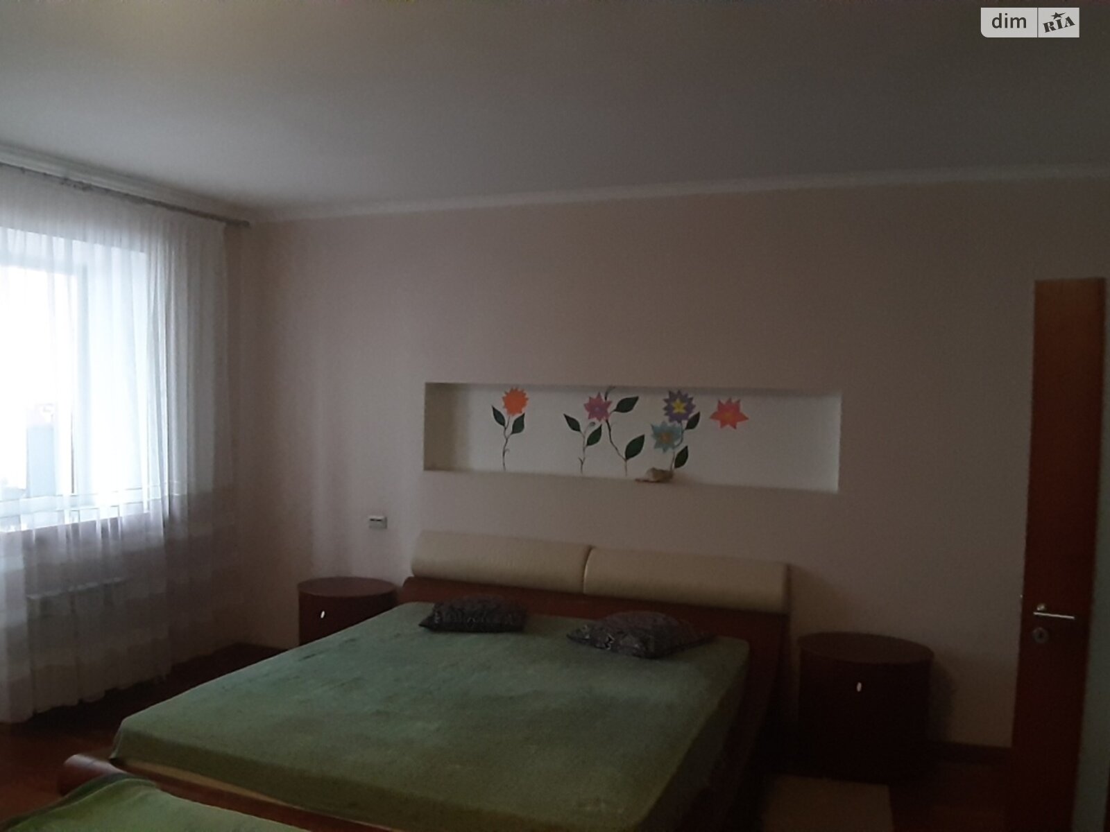 Продажа четырехкомнатной квартиры в Днепре, на ул. Литейная 9, район Центральный фото 1 Продажа четырехкомнатной квартиры в Днепре, на ул. Литейная 9, район Центральный фото 1