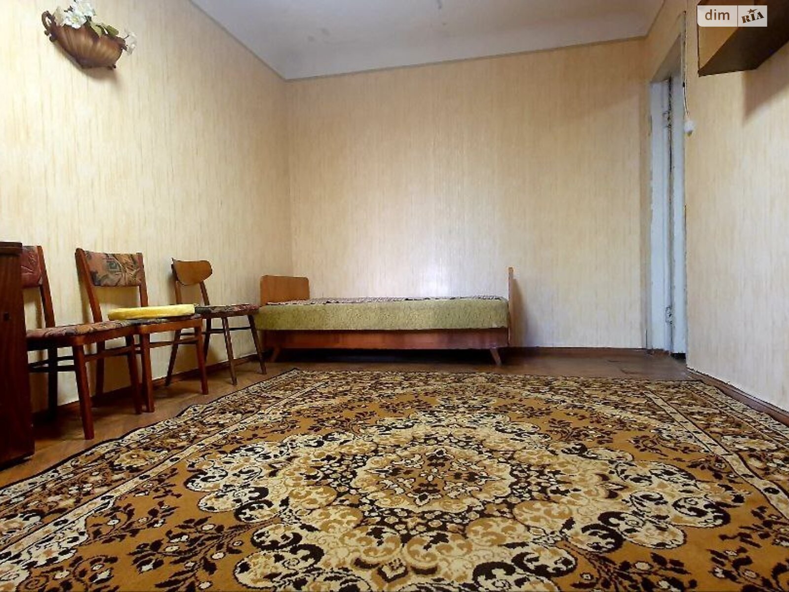 Продаж трикімнатної квартири в Дніпрі, на пров. Макаревського Феодосія 4, район Соборний фото 1 Продаж трикімнатної квартири в Дніпрі, на пров. Макаревського Феодосія 4, район Соборний фото 1