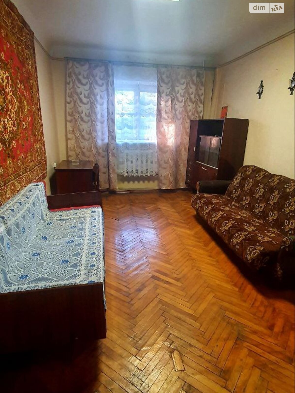 Продаж трикімнатної квартири в Дніпрі, на пров. Макаревського Феодосія 4, район Соборний фото 1 Продаж трикімнатної квартири в Дніпрі, на пров. Макаревського Феодосія 4, район Соборний фото 1
