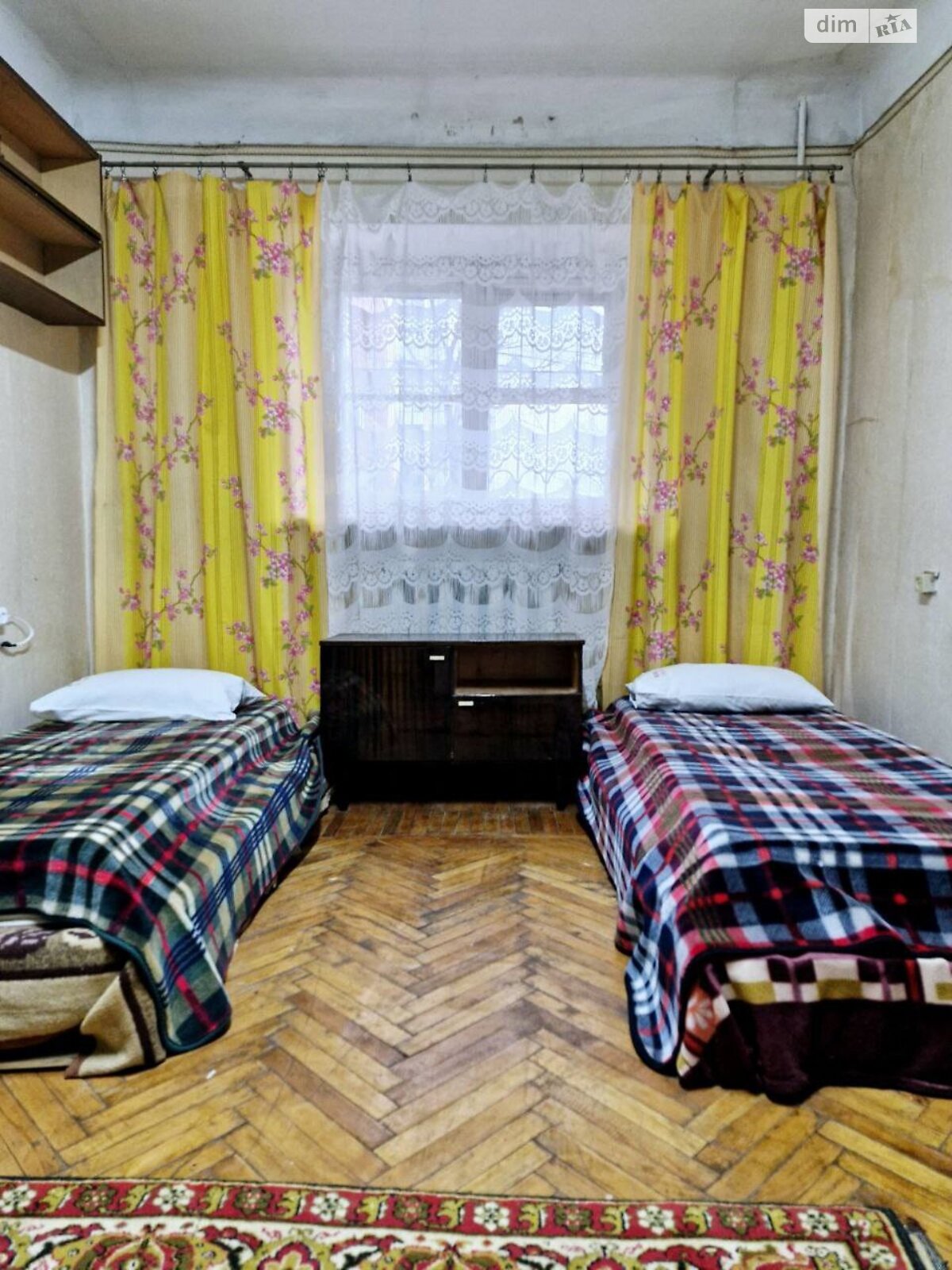 Продаж трикімнатної квартири в Дніпрі, на пров. Макаревського Феодосія 4, район Соборний фото 1 Продаж трикімнатної квартири в Дніпрі, на пров. Макаревського Феодосія 4, район Соборний фото 1