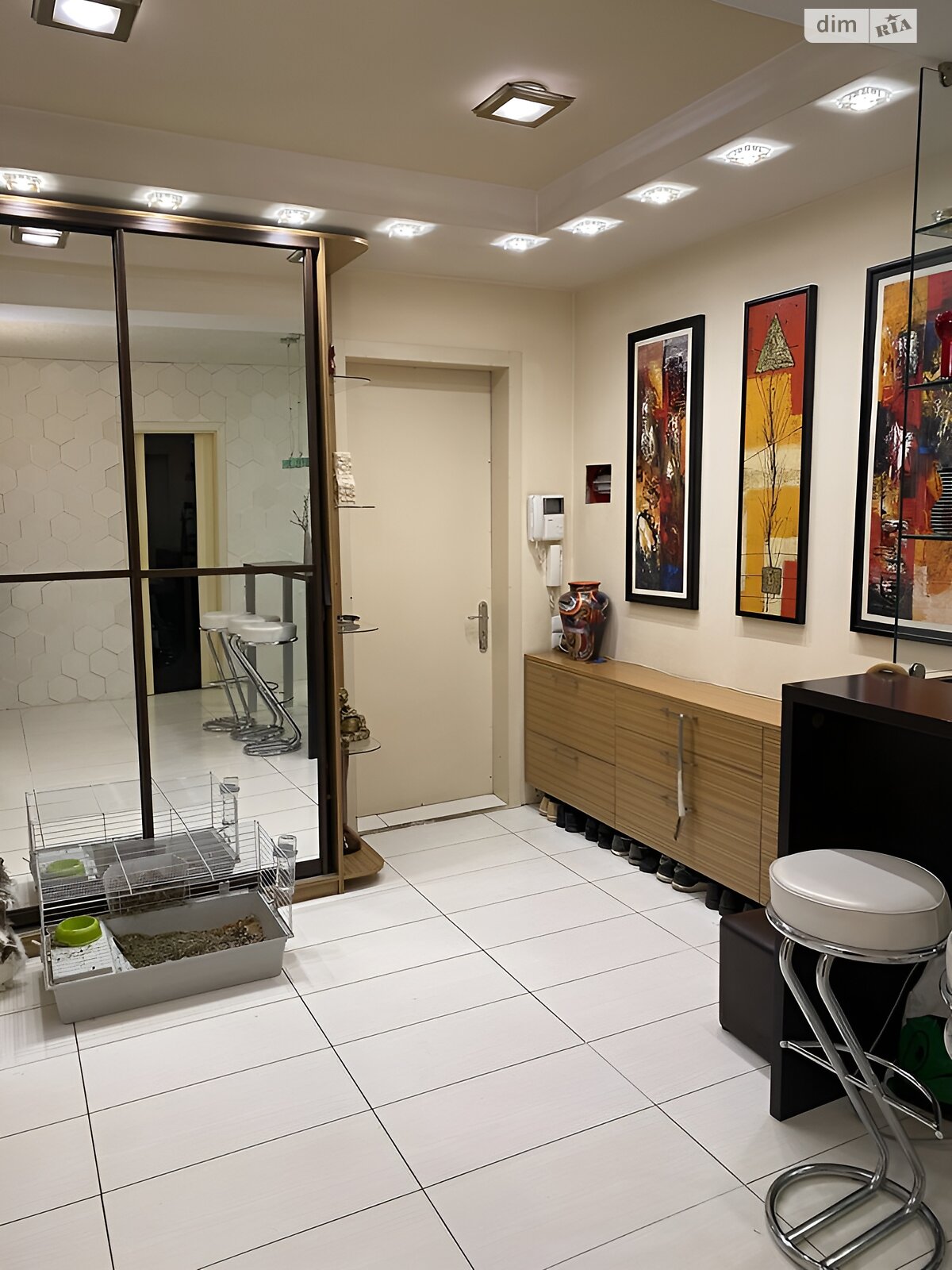 Продажа трехкомнатной квартиры в Днепре, на пл. Успенская 7, кв. 16, район Парк Шевченко фото 1 Продажа трехкомнатной квартиры в Днепре, на пл. Успенская 7, кв. 16, район Парк Шевченко фото 1