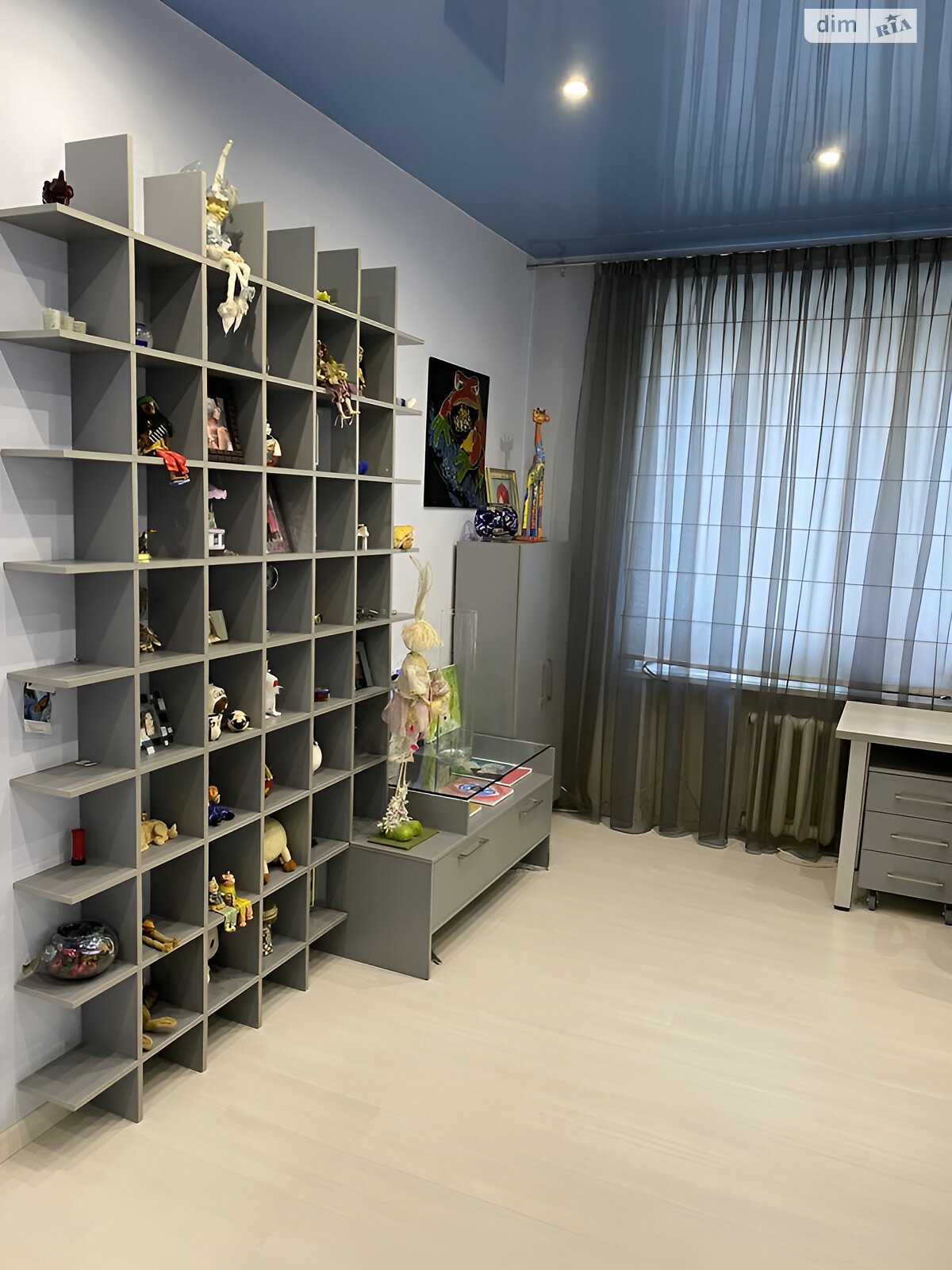 Продажа трехкомнатной квартиры в Днепре, на пл. Успенская 7, кв. 16, район Парк Шевченко фото 1 Продажа трехкомнатной квартиры в Днепре, на пл. Успенская 7, кв. 16, район Парк Шевченко фото 1