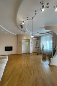 Продажа трехкомнатной квартиры в Днепре, на просп. Яворницкого Дмитрия 20, район Парк Шевченко фото 2
