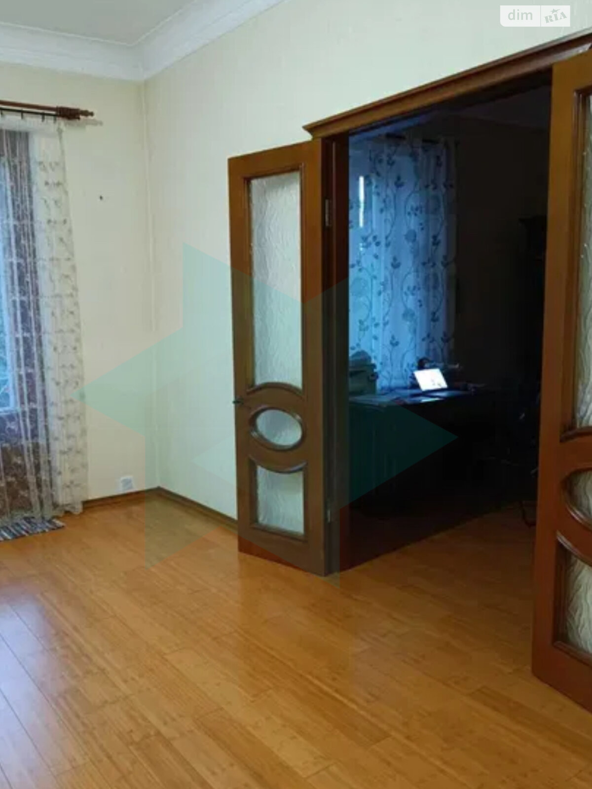 Продажа трехкомнатной квартиры в Днепре, на просп. Яворницкого Дмитрия 20, район Парк Шевченко фото 1 Продажа трехкомнатной квартиры в Днепре, на просп. Яворницкого Дмитрия 20, район Парк Шевченко фото 1