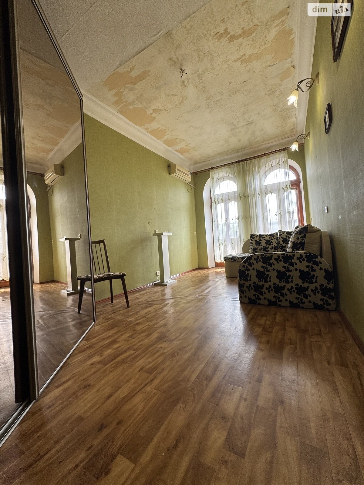 Продаж двокімнатної квартири в Дніпрі, на просп. Яворницького Дмитра 26, район Соборний фото 1 Продаж двокімнатної квартири в Дніпрі, на просп. Яворницького Дмитра 26, район Соборний фото 1