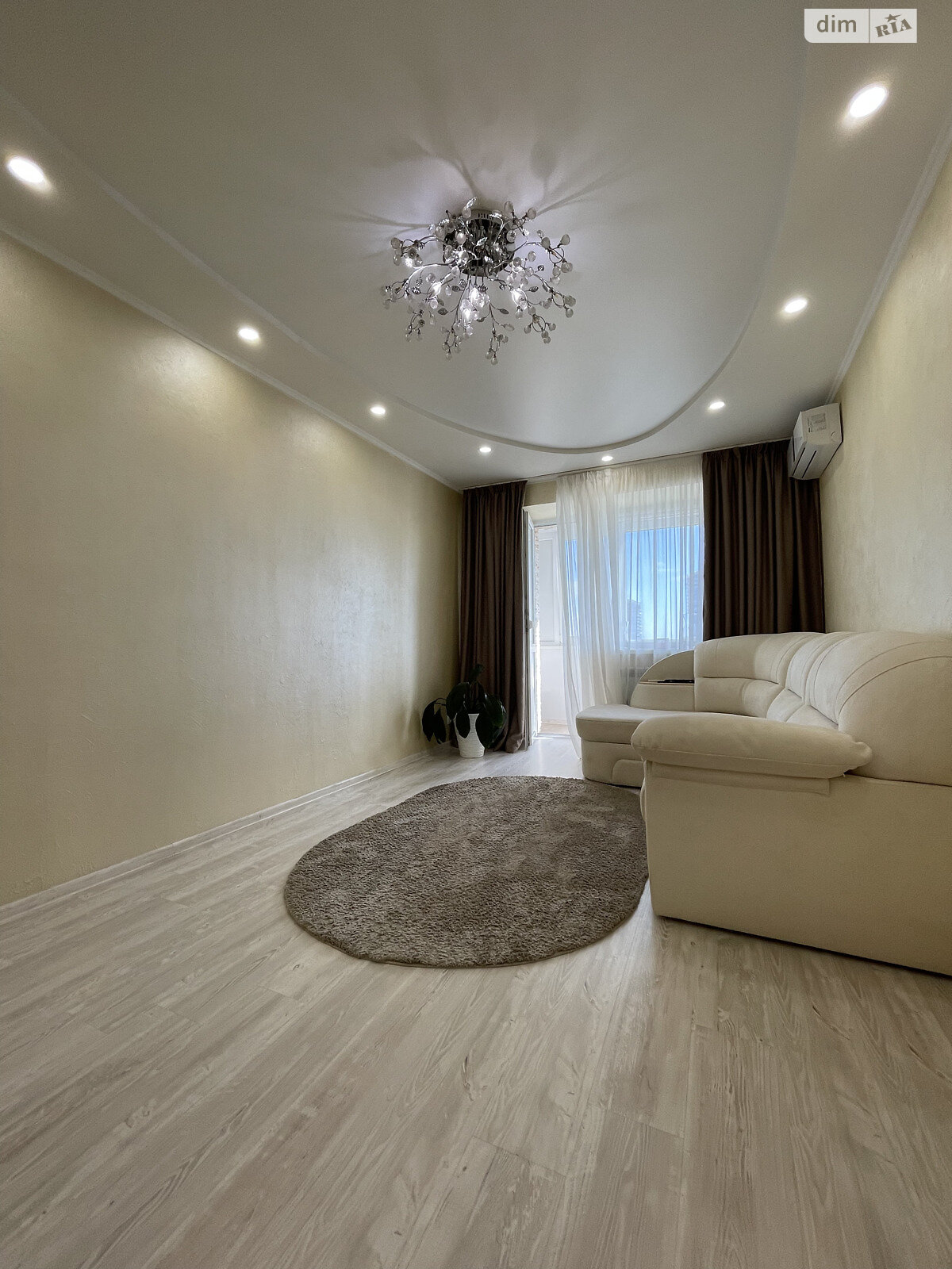 Продаж двокімнатної квартири в Дніпрі, на просп. Яворницького Дмитра 2, район Парк Шевченка фото 1