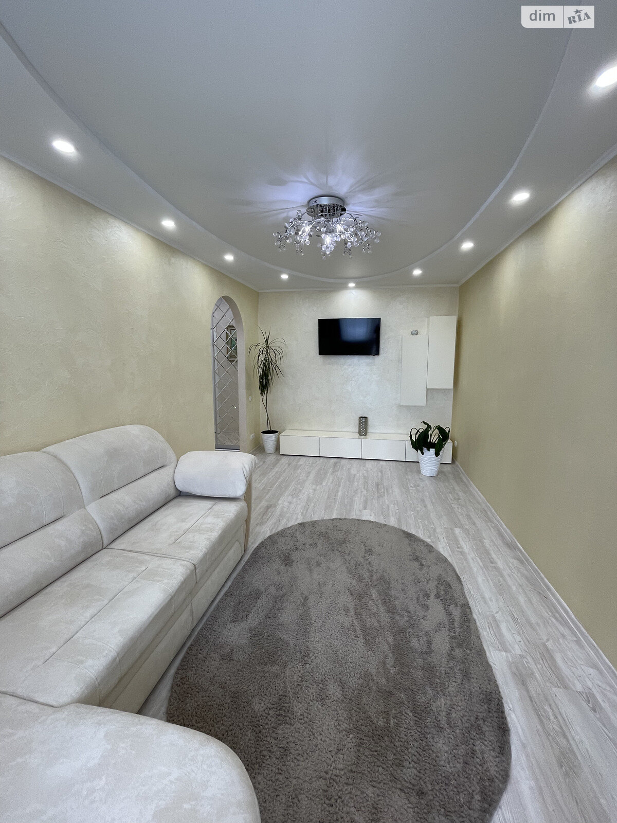 Продаж двокімнатної квартири в Дніпрі, на просп. Яворницького Дмитра 2, район Парк Шевченка фото 1