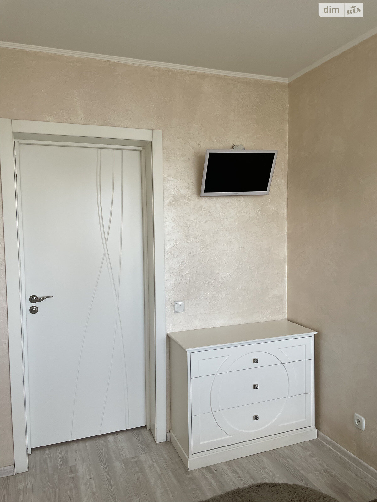 Продаж двокімнатної квартири в Дніпрі, на просп. Яворницького Дмитра 2, район Парк Шевченка фото 1