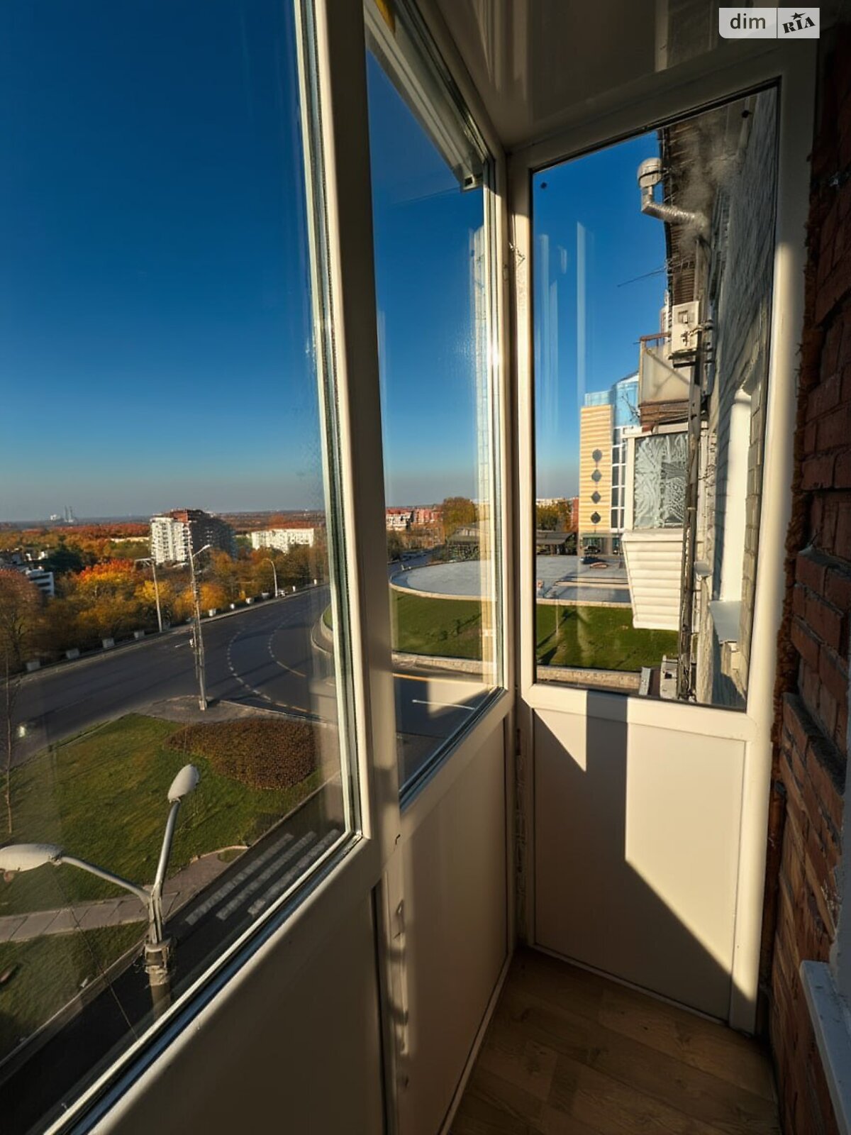 Продажа двухкомнатной квартиры в Днепре, на просп. Яворницкого Дмитрия, район Парк Шевченко фото 1
