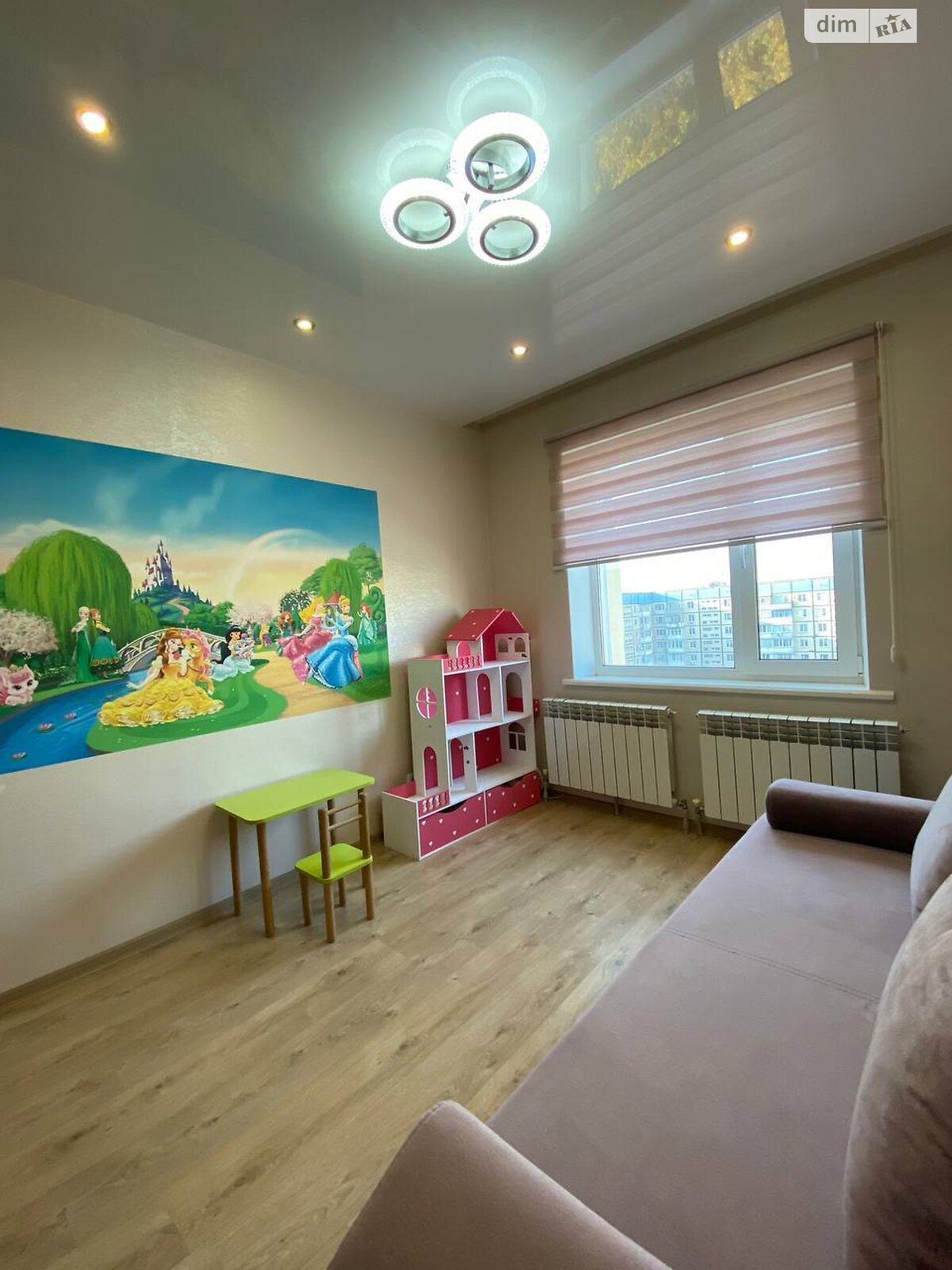 Продажа трехкомнатной квартиры в Днепре, на ул. Метростроевская 14, район Парус фото 1