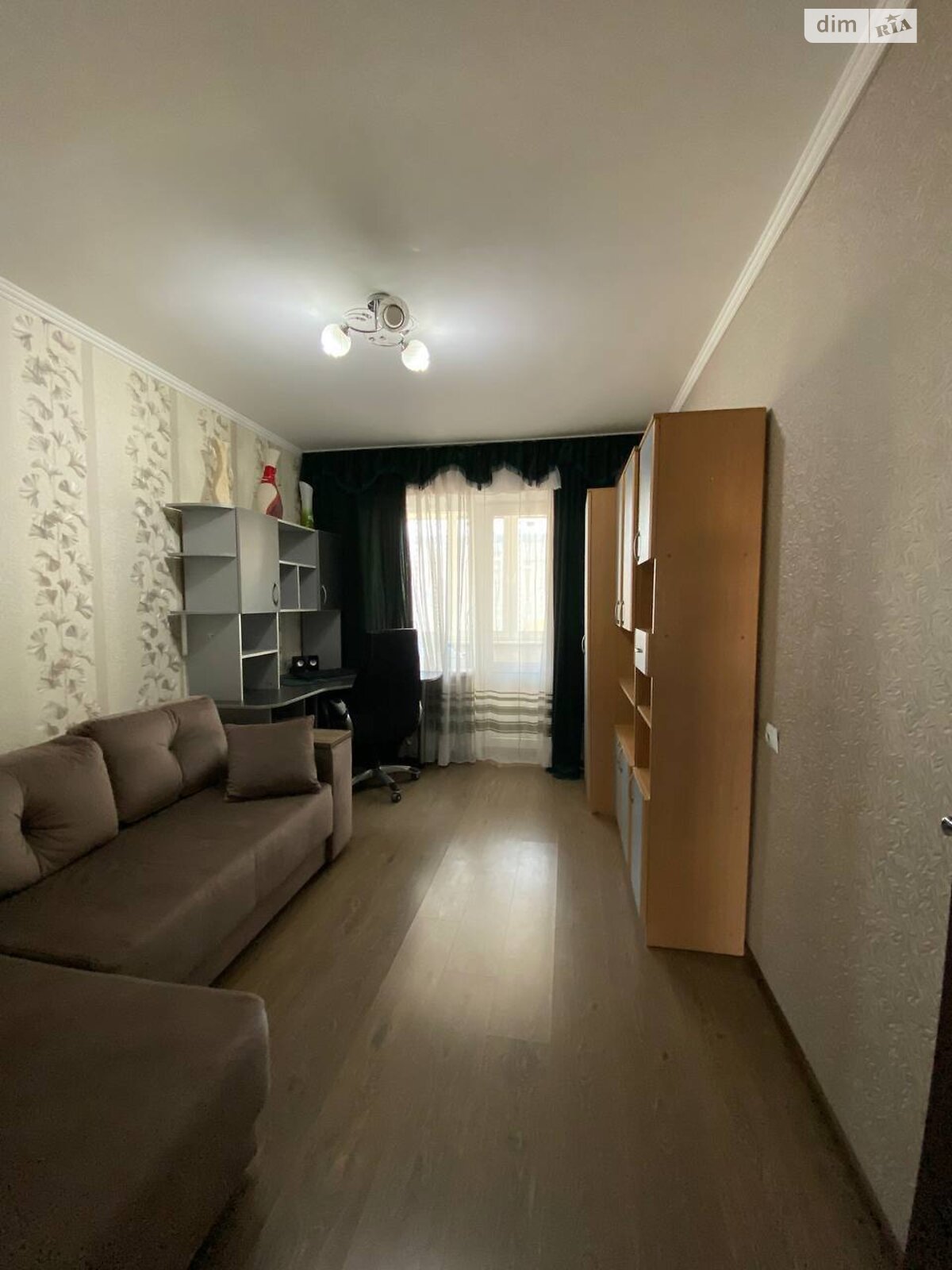 Продажа трехкомнатной квартиры в Днепре, на ул. Метростроевская 14, район Парус фото 1