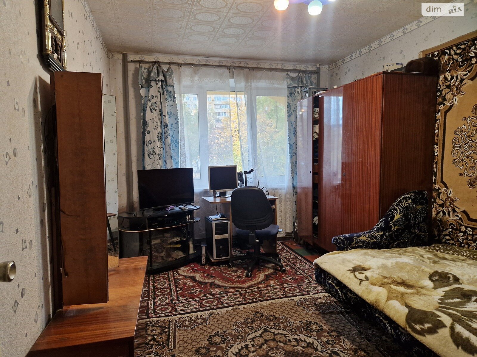 Продажа четырехкомнатной квартиры в Днепре, на ул. Метростроевская 4, район Парус фото 1 Продажа четырехкомнатной квартиры в Днепре, на ул. Метростроевская 4, район Парус фото 1