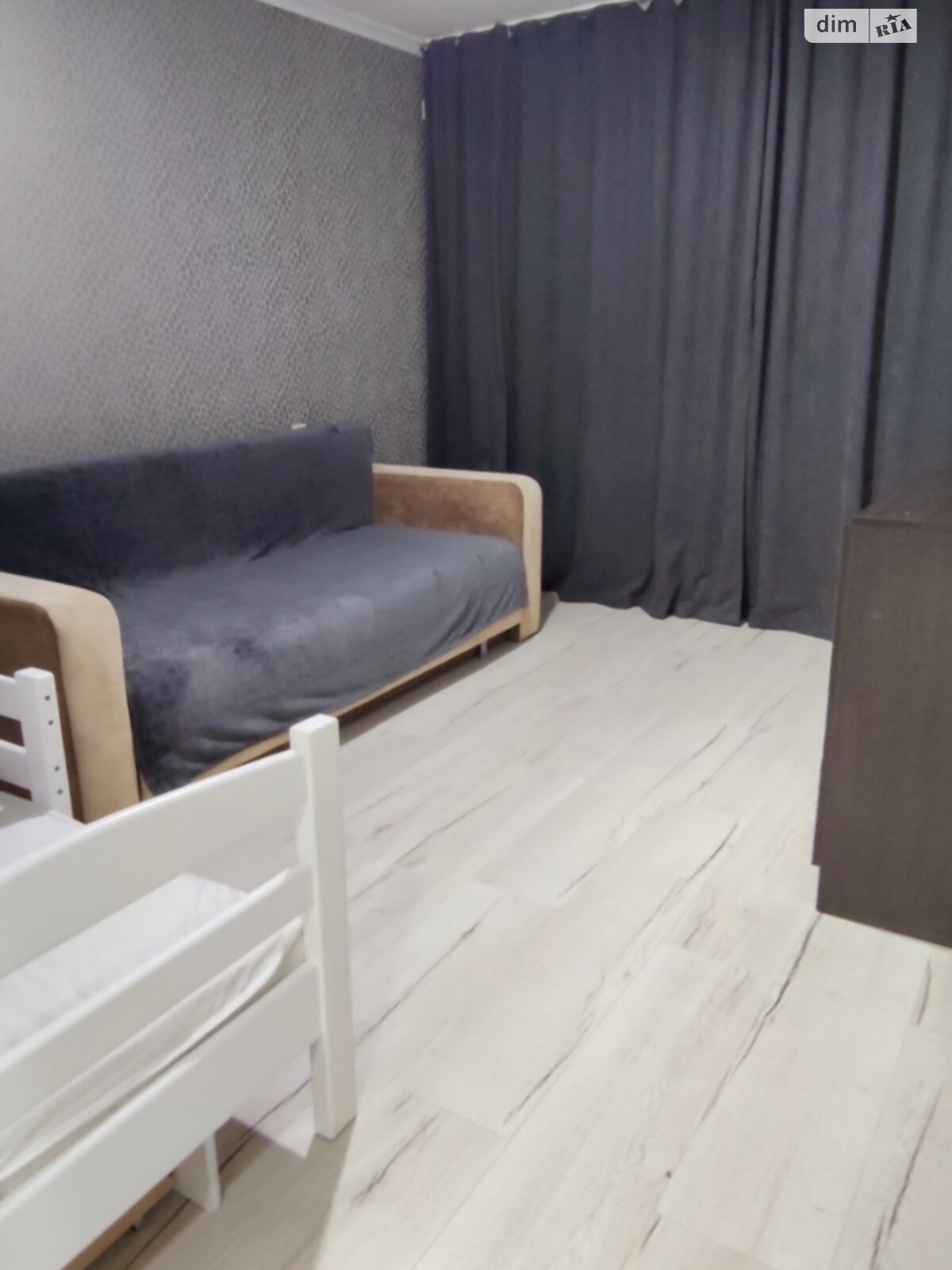 Продаж трикімнатної квартири в Дніпрі, на мас. Парус, район Новокодацький фото 1 Продаж трикімнатної квартири в Дніпрі, на мас. Парус, район Новокодацький фото 1