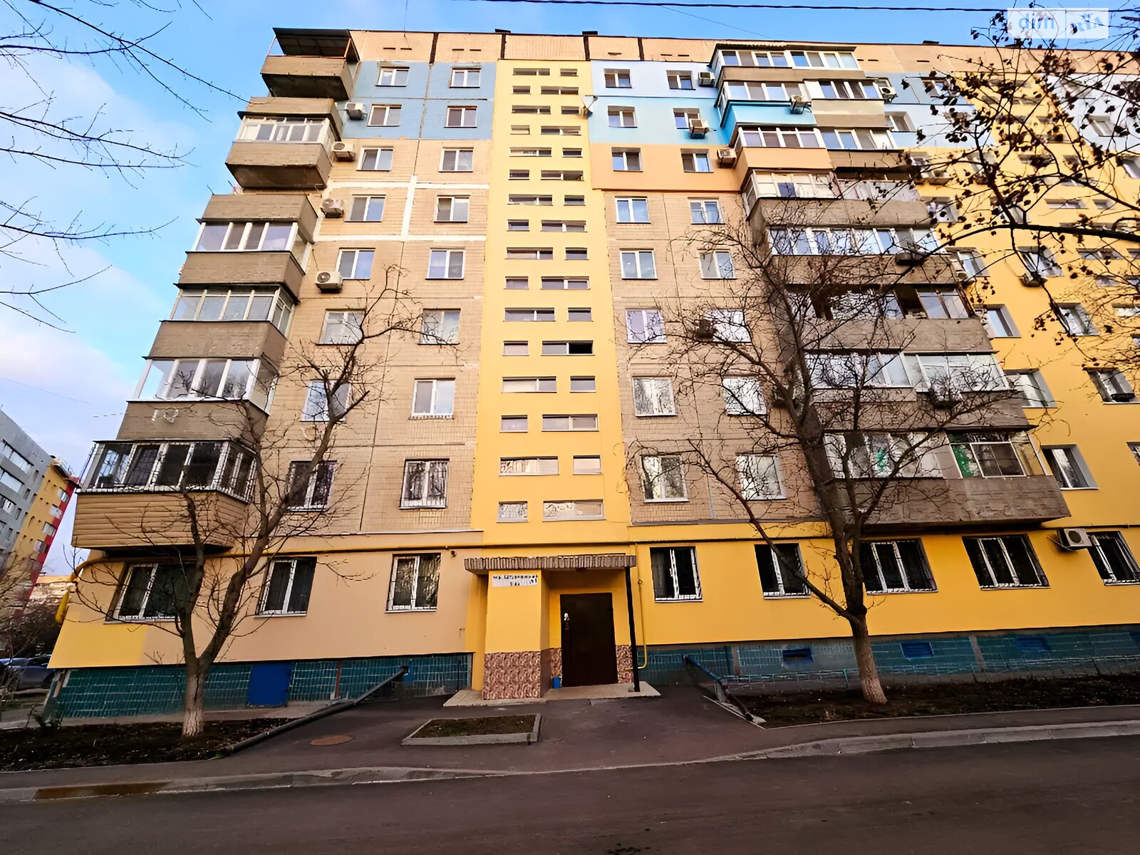 Продаж трикімнатної квартири в Дніпрі, на пров. Штурманський 1, район Парус фото 1 Продаж трикімнатної квартири в Дніпрі, на пров. Штурманський 1, район Парус фото 1
