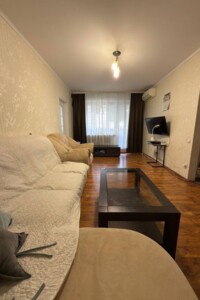 Продаж трикімнатної квартири в Дніпрі, на вул. Набережна Перемоги 60, район Перемога-1 фото 2