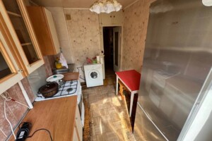 Продаж трикімнатної квартири в Дніпрі, на вул. Набережна Перемоги 98, район Перемога-3 фото 2