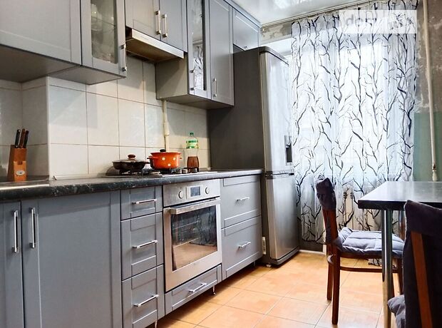 Продажа двухкомнатной квартиры в Днепре, на просп. Победы 98 район Победа-3 фото 1 Продажа двухкомнатной квартиры в Днепре, на просп. Победы 98 район Победа-3 фото 1