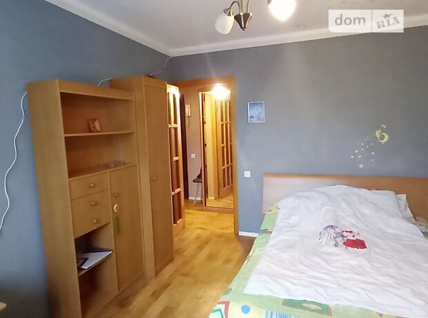 Продажа трехкомнатной квартиры в Днепре, на просп. Победы 102 район Победа-3 фото 1 Продажа трехкомнатной квартиры в Днепре, на просп. Победы 102 район Победа-3 фото 1